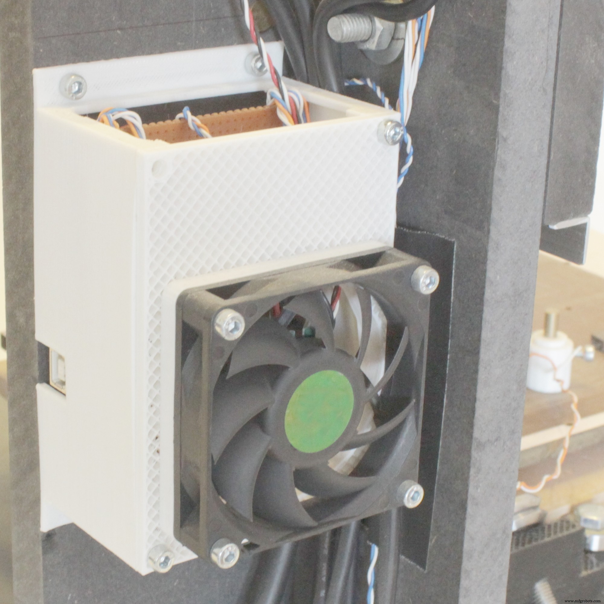 Suzie Model One: Precision CNC PCB Cutter