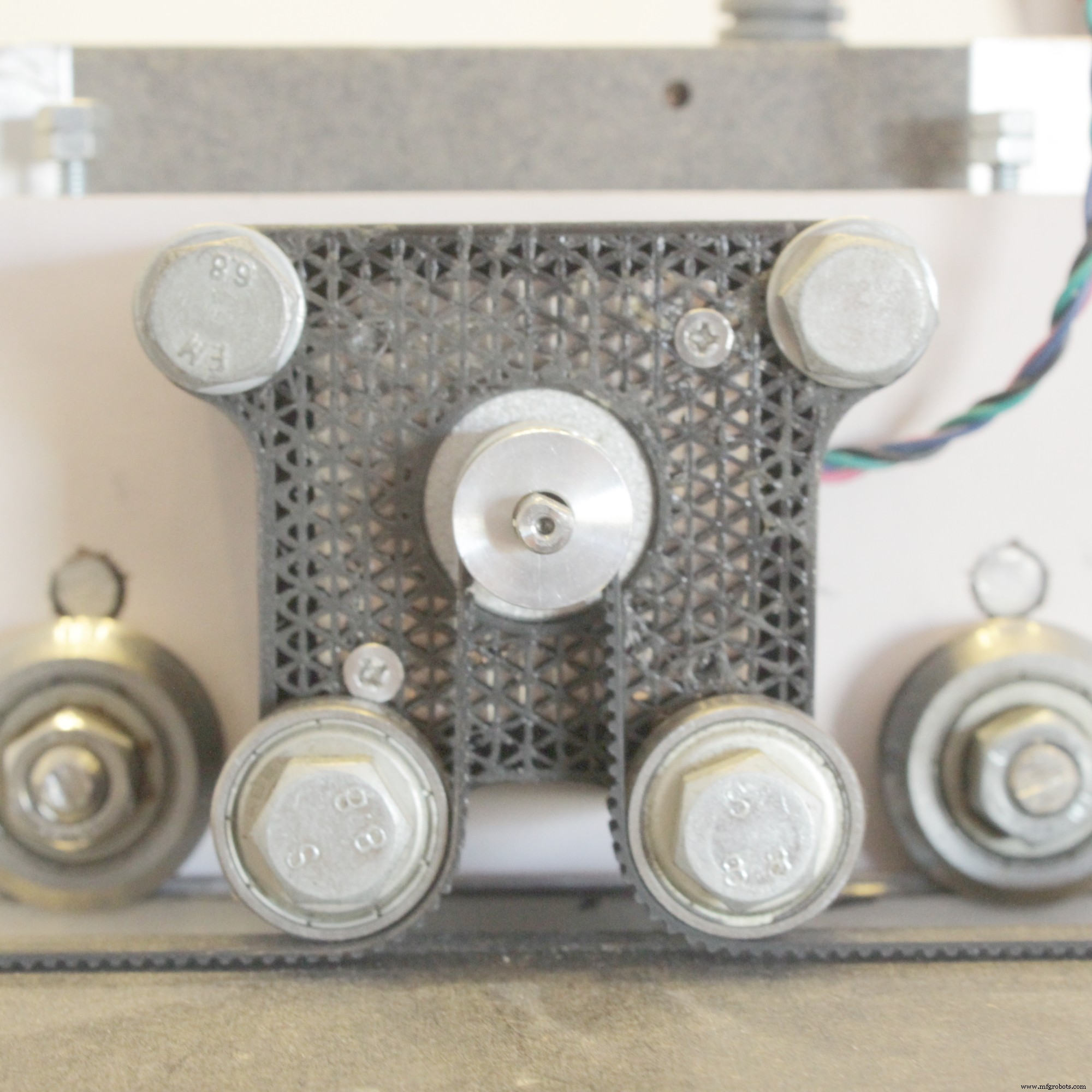 Suzie Model One: Precision CNC PCB Cutter