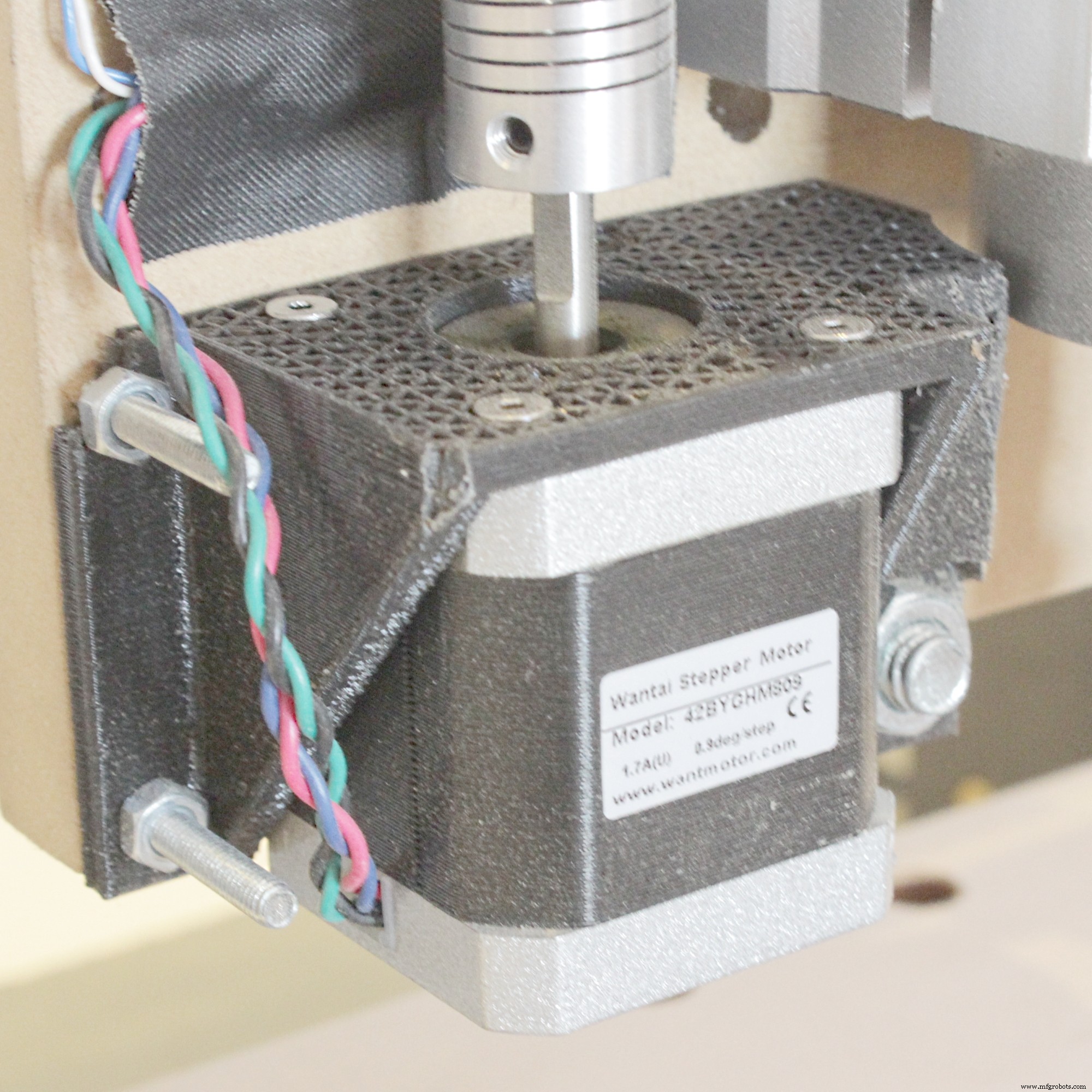 Suzie Model One: Precision CNC PCB Cutter