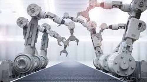 Unlocking Business Potential: The Key Benefits of Robotics