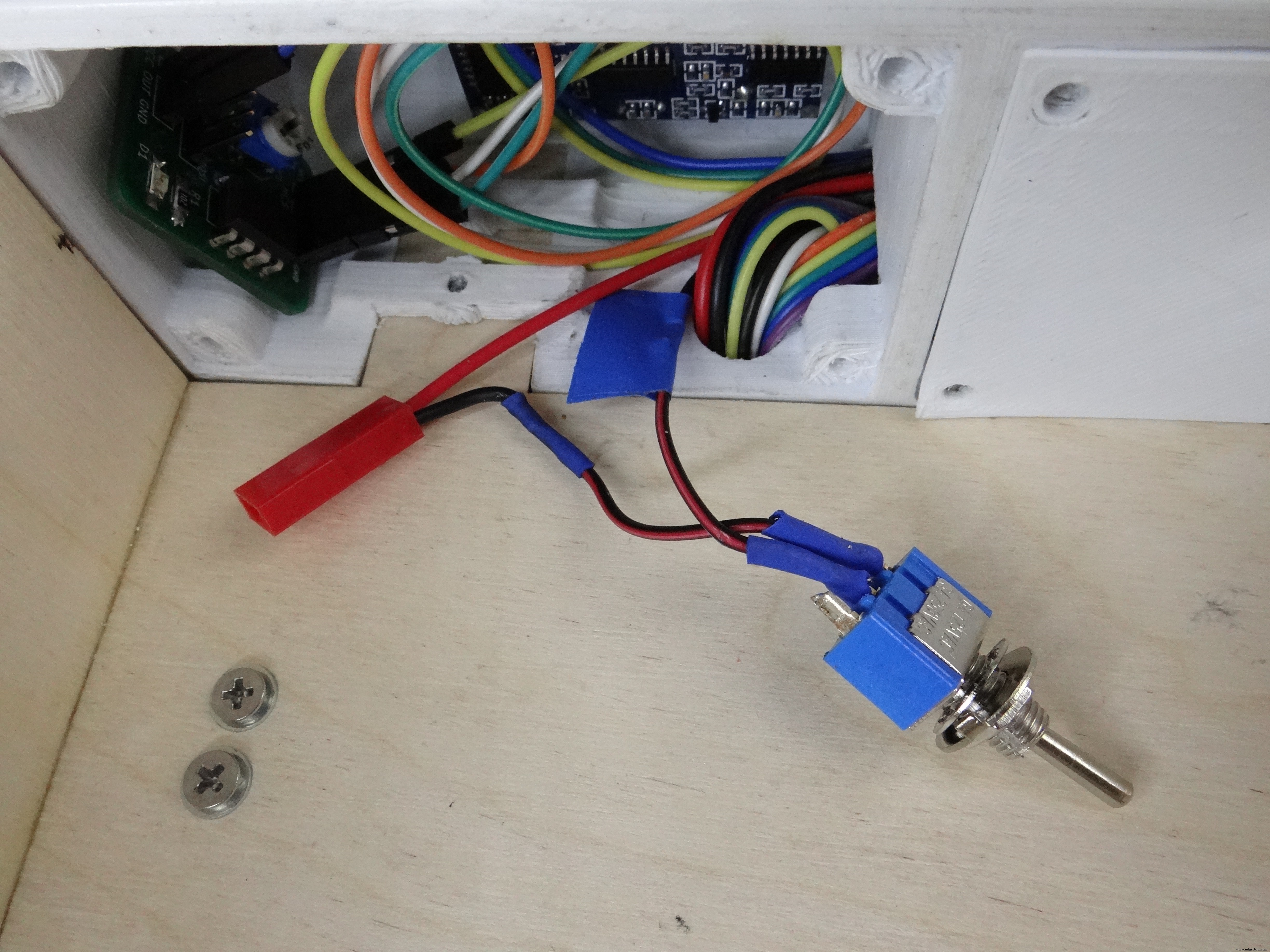 Industrial Line‑Following Robot for Material Transport