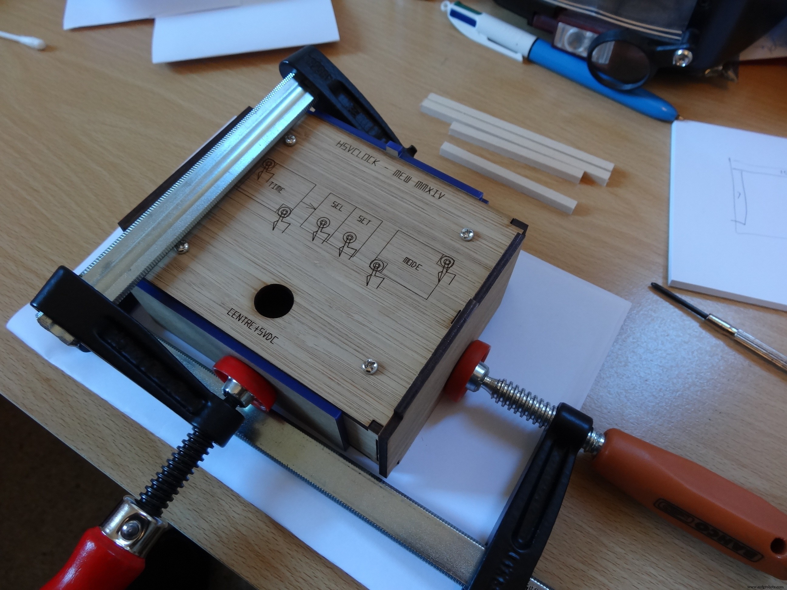 HSV Clock: Vibrant, Customizable Timepiece for Arduino Enthusiasts