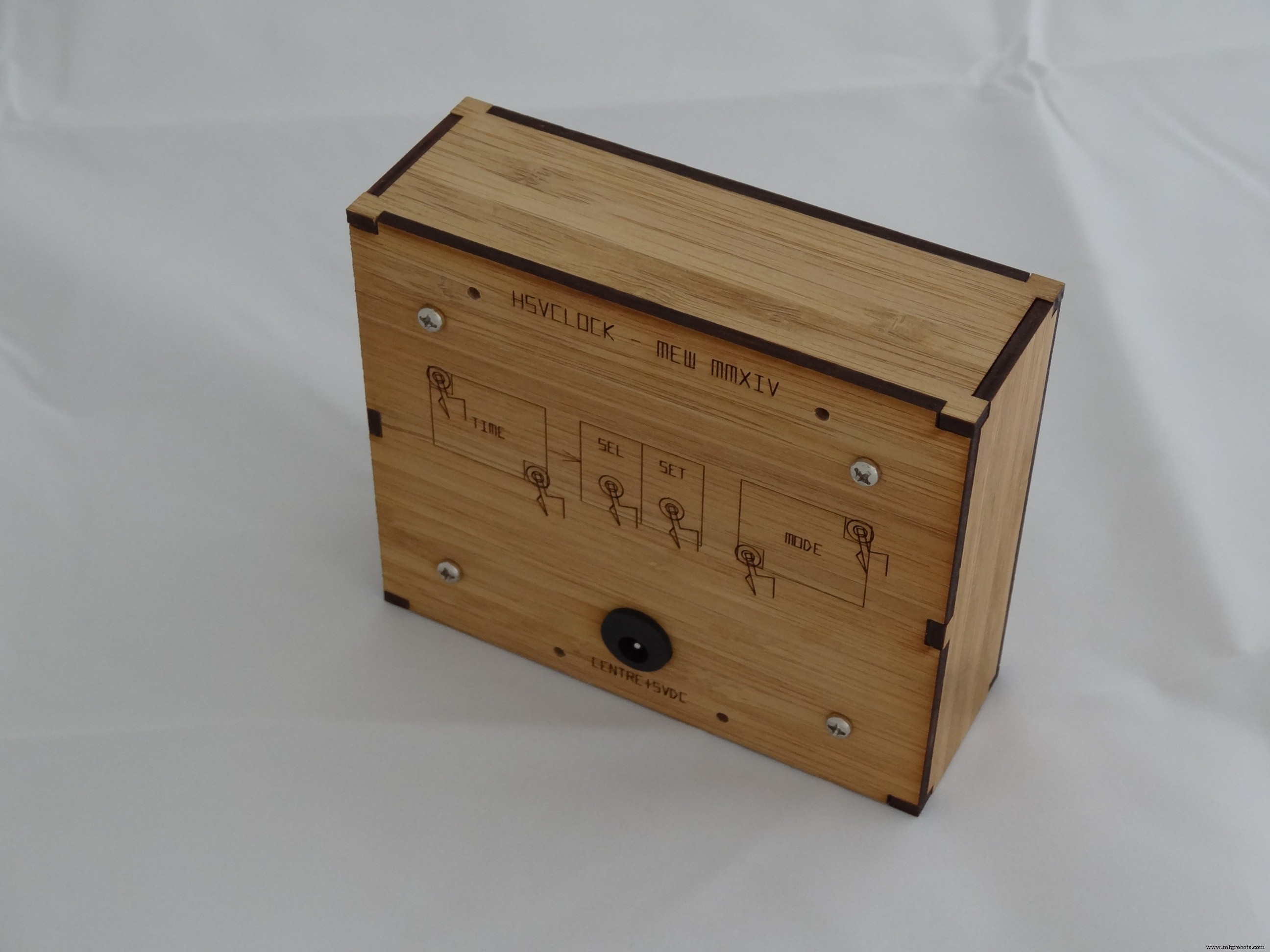 HSV Clock: Vibrant, Customizable Timepiece for Arduino Enthusiasts