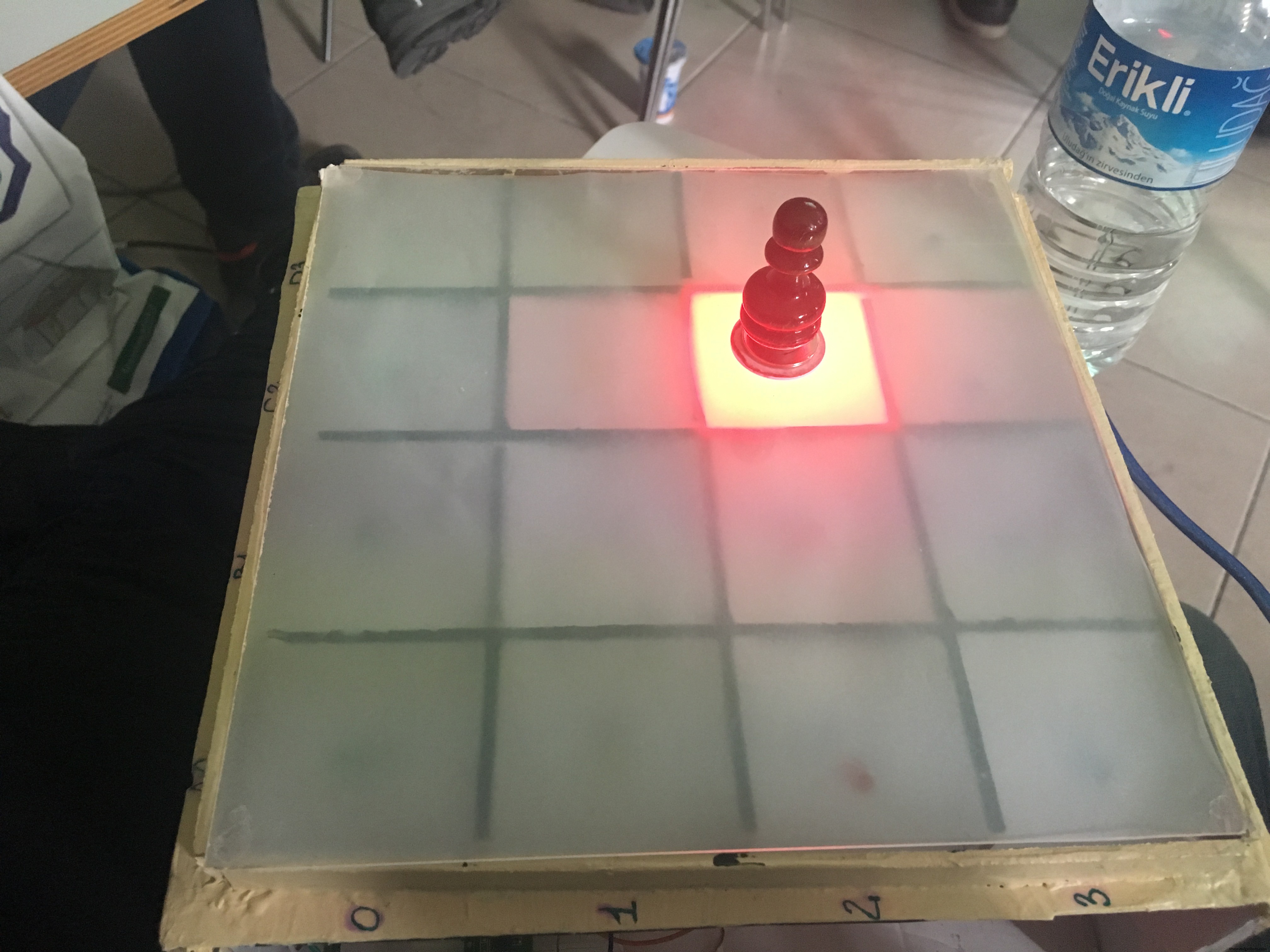 4x4 Electronic Chessboard Prototype – RFID & Arduino Integration