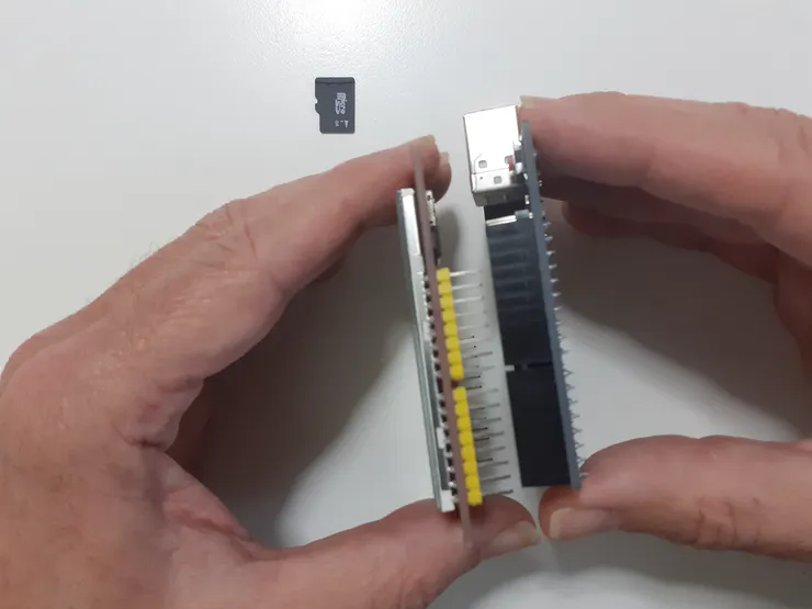 Arduino Touch Breakout Game: Build a Classic Arcade on a 2.4″ TFT LCD