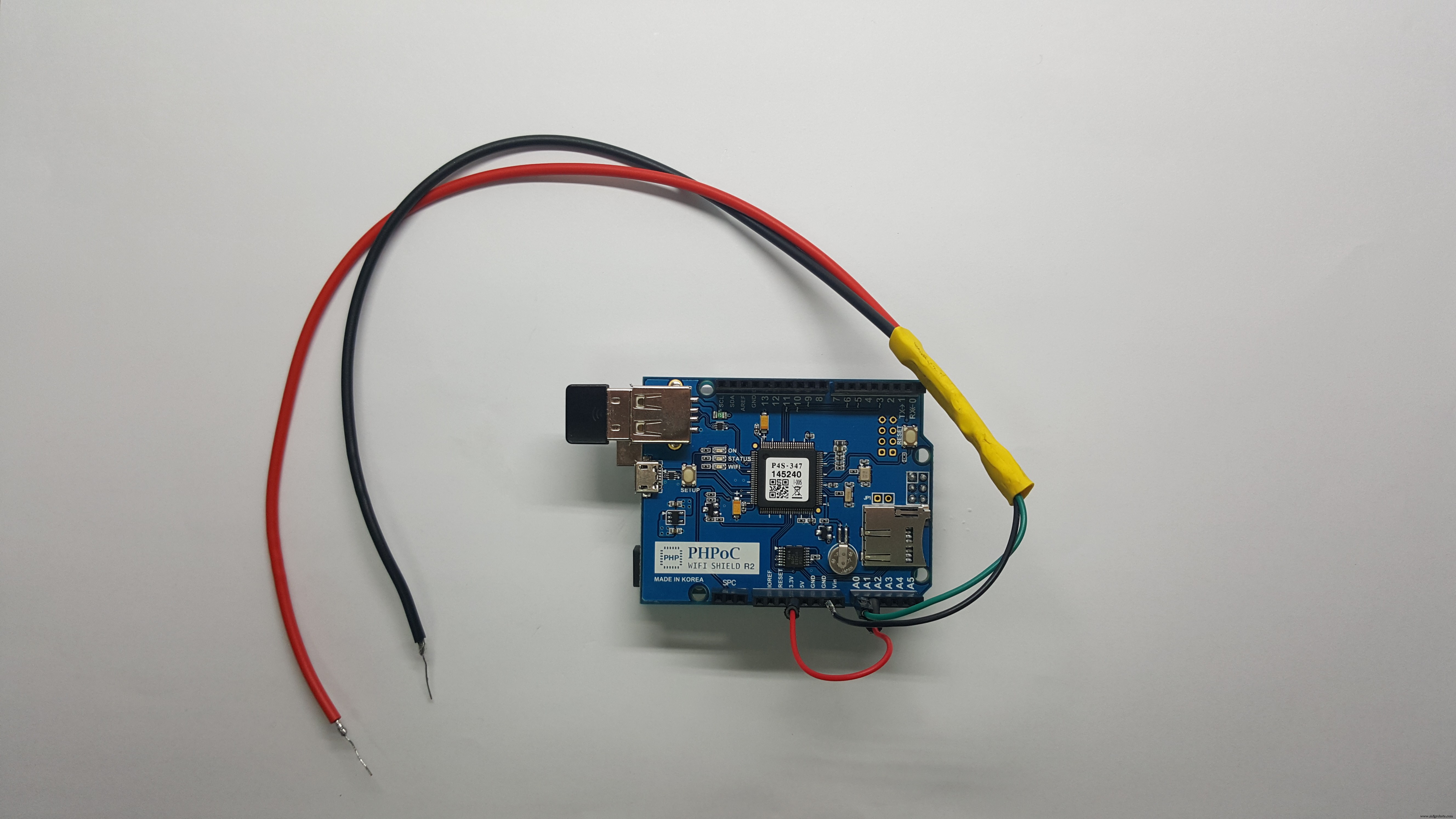 Build a Smart Voltmeter with Arduino & Smartphone – Easy DIY Project