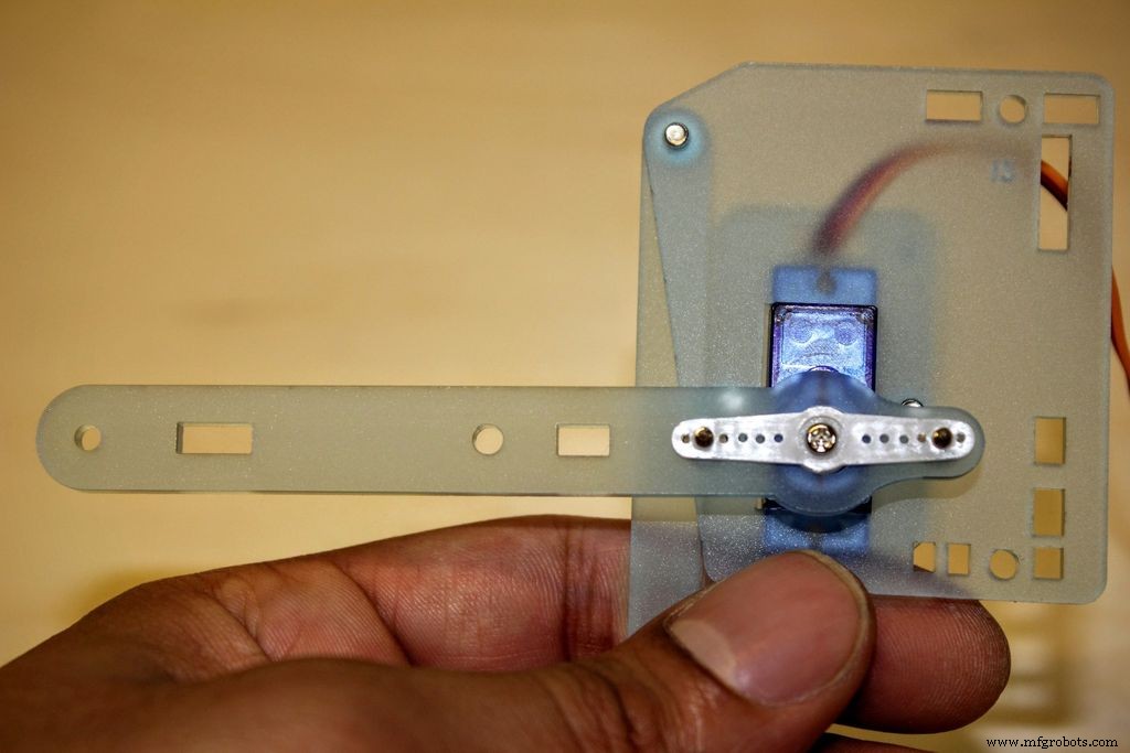 MeArm Robot Arm V1.0 – Build Your Arduino & Raspberry Pi-Powered Robotic Arm