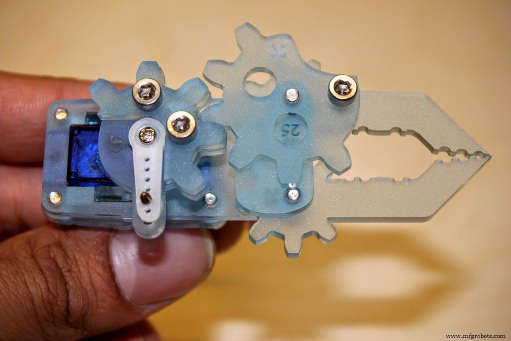 MeArm Robot Arm V1.0 – Build Your Arduino & Raspberry Pi-Powered Robotic Arm