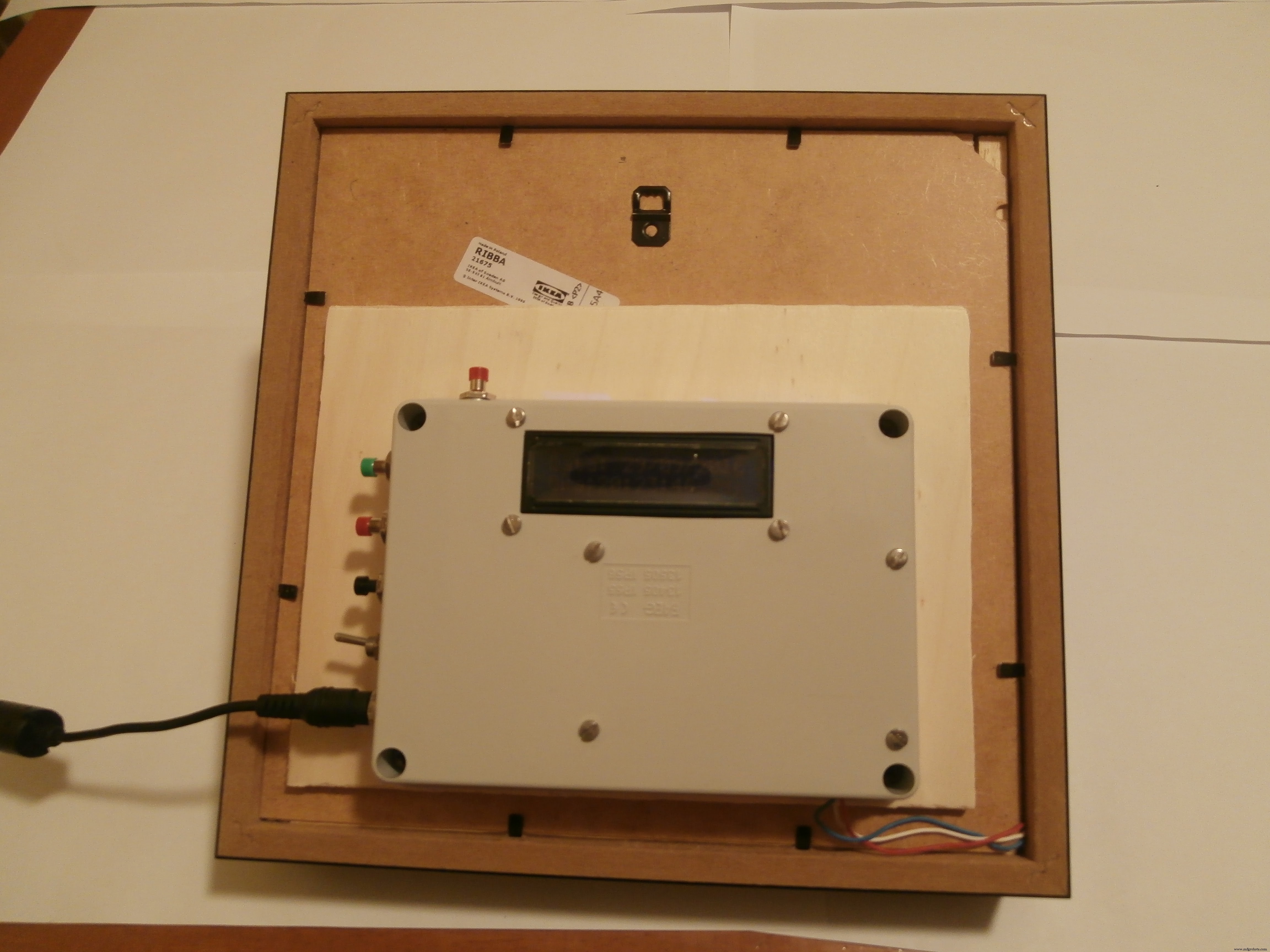 Build an Italian Word Clock with Arduino Nano, NeoPixel, LCD, and RTC