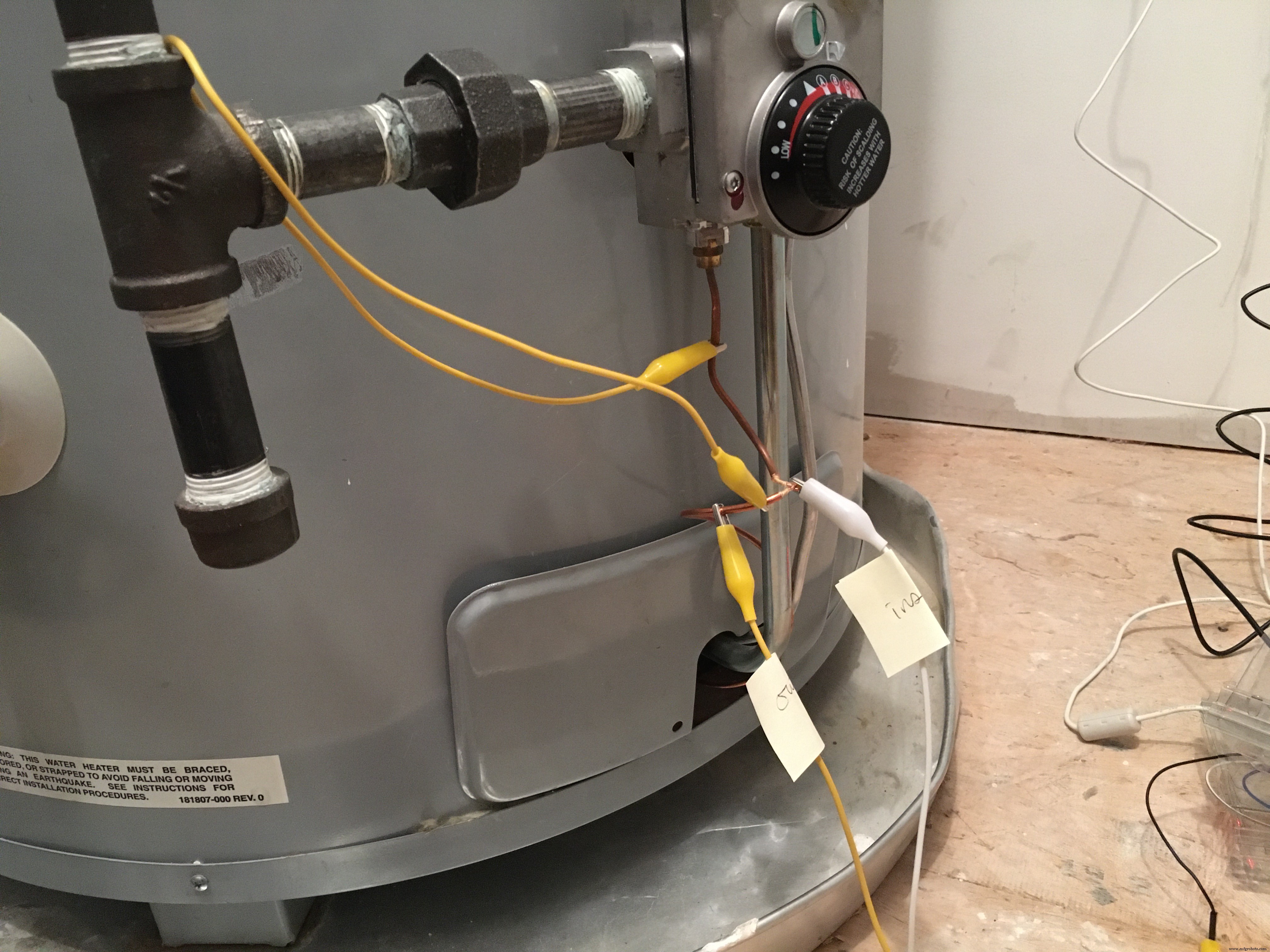 Ensure Safe Hot Water Heating: Thermocouple Voltage Monitor for Pilot Lights