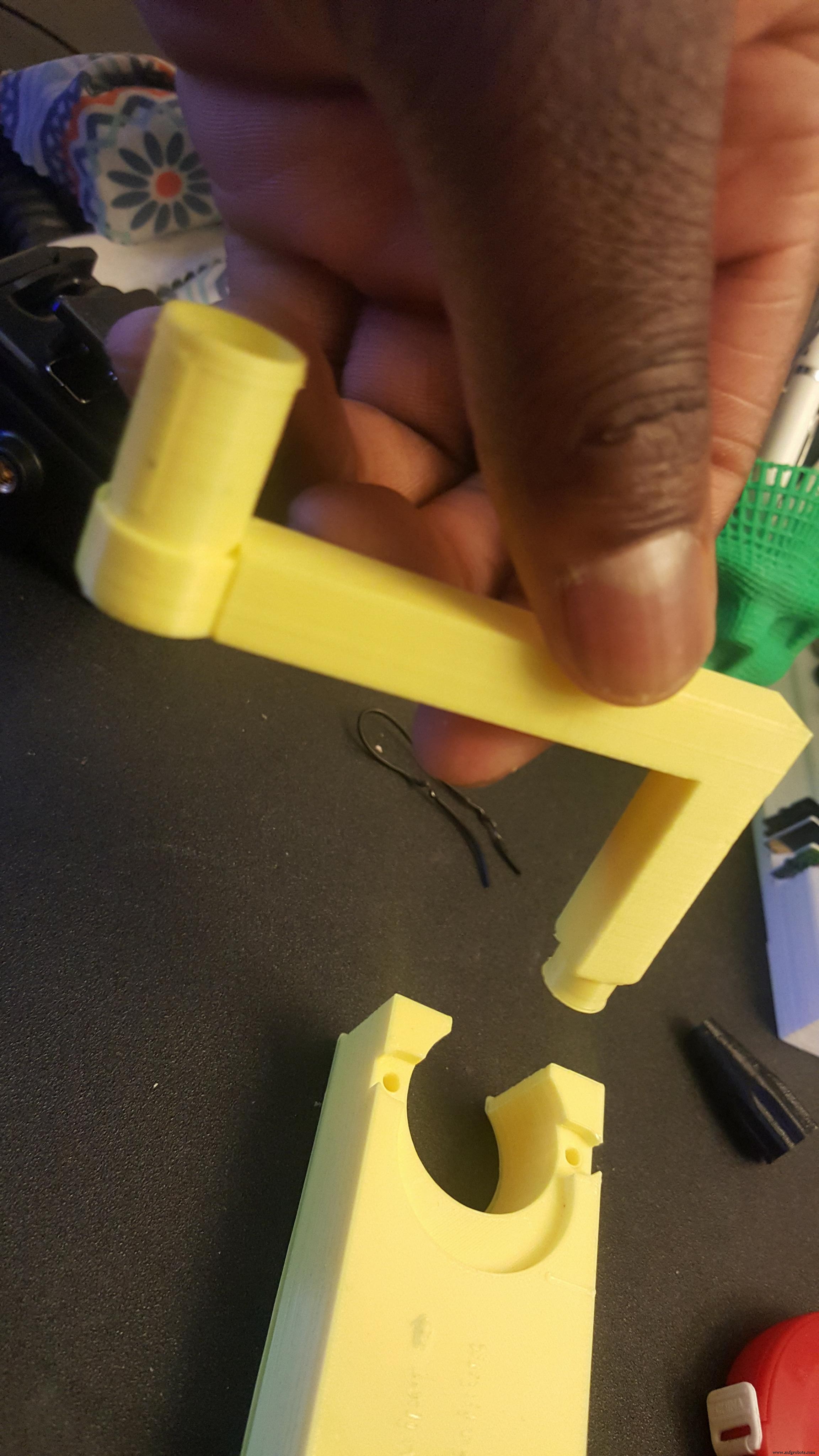 Automated Tinder & Bumble Swiper Using Arduino UNO Stepper Motor