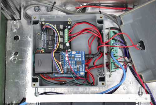 Advanced Snow Plow Robot for Efficient Winter Clearing