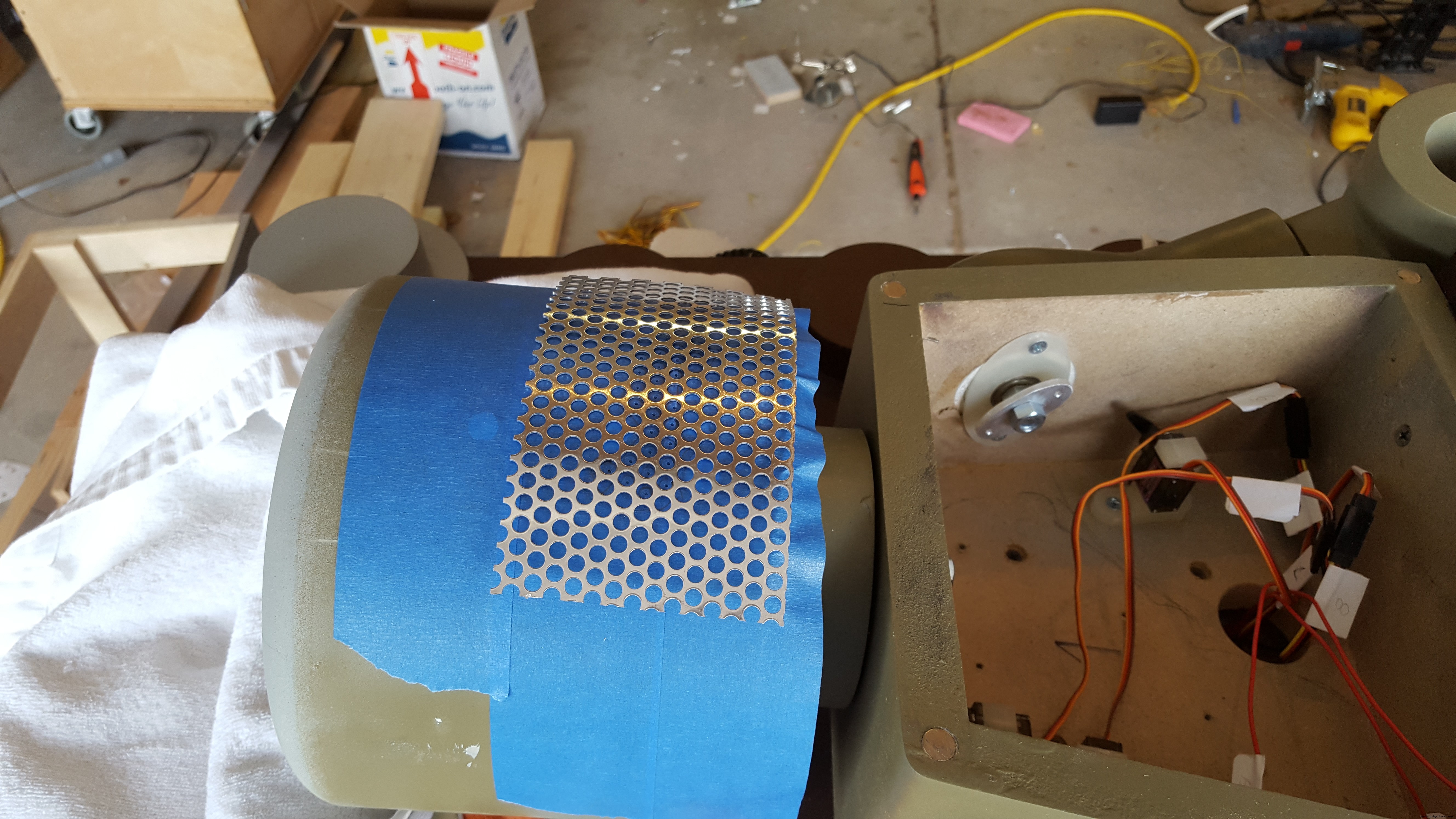 Build a Giant Lego Minifigure Animatronic Operation Game with Arduino