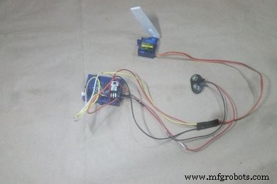 SunGlass‑BOT: Smart Sunglasses That Auto‑Adjust to Light