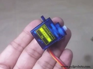 SunGlass‑BOT: Smart Sunglasses That Auto‑Adjust to Light