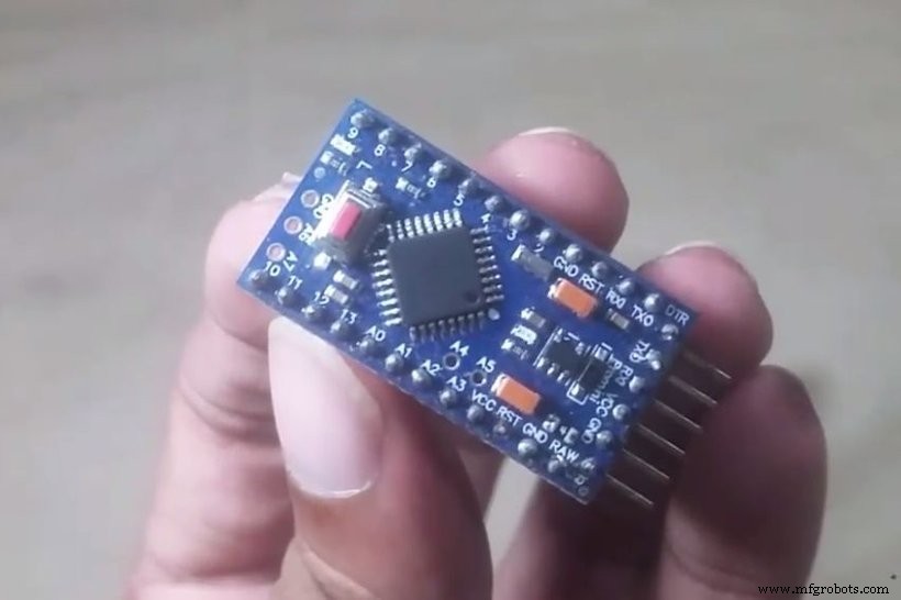 SunGlass‑BOT: Smart Sunglasses That Auto‑Adjust to Light