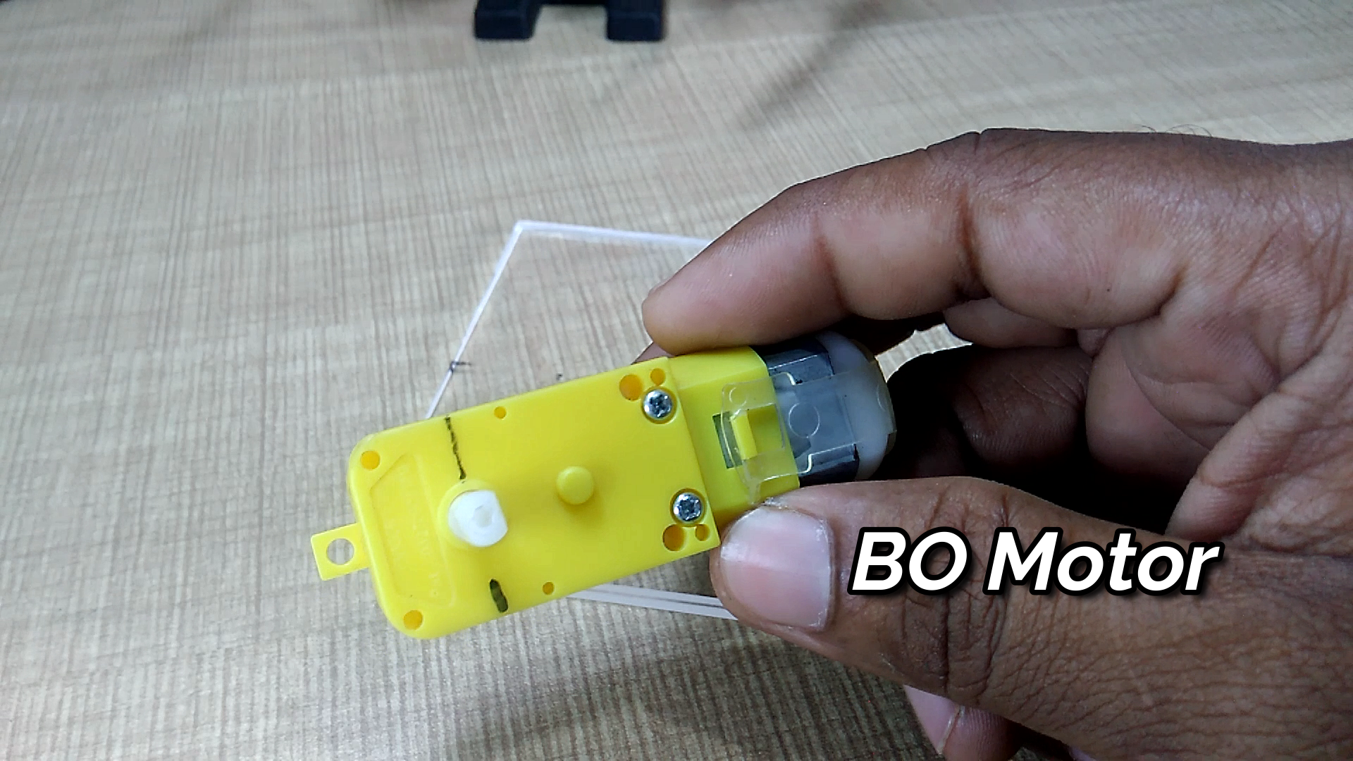 Create an Autonomous Line-Following Robot with Arduino UNO