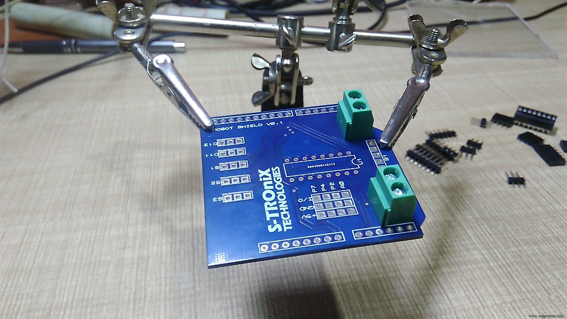 Create an Autonomous Line-Following Robot with Arduino UNO