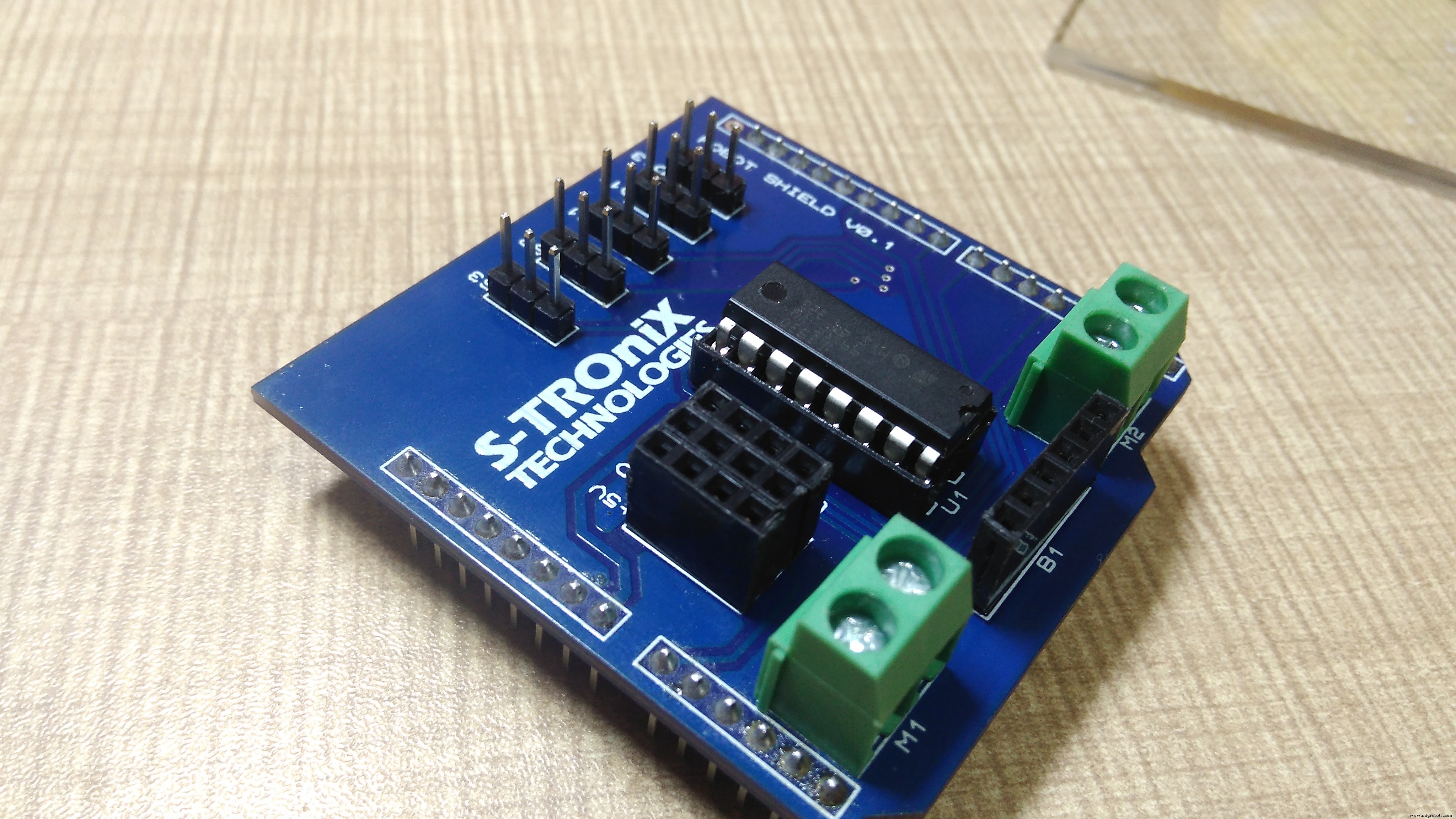 Create an Autonomous Line-Following Robot with Arduino UNO