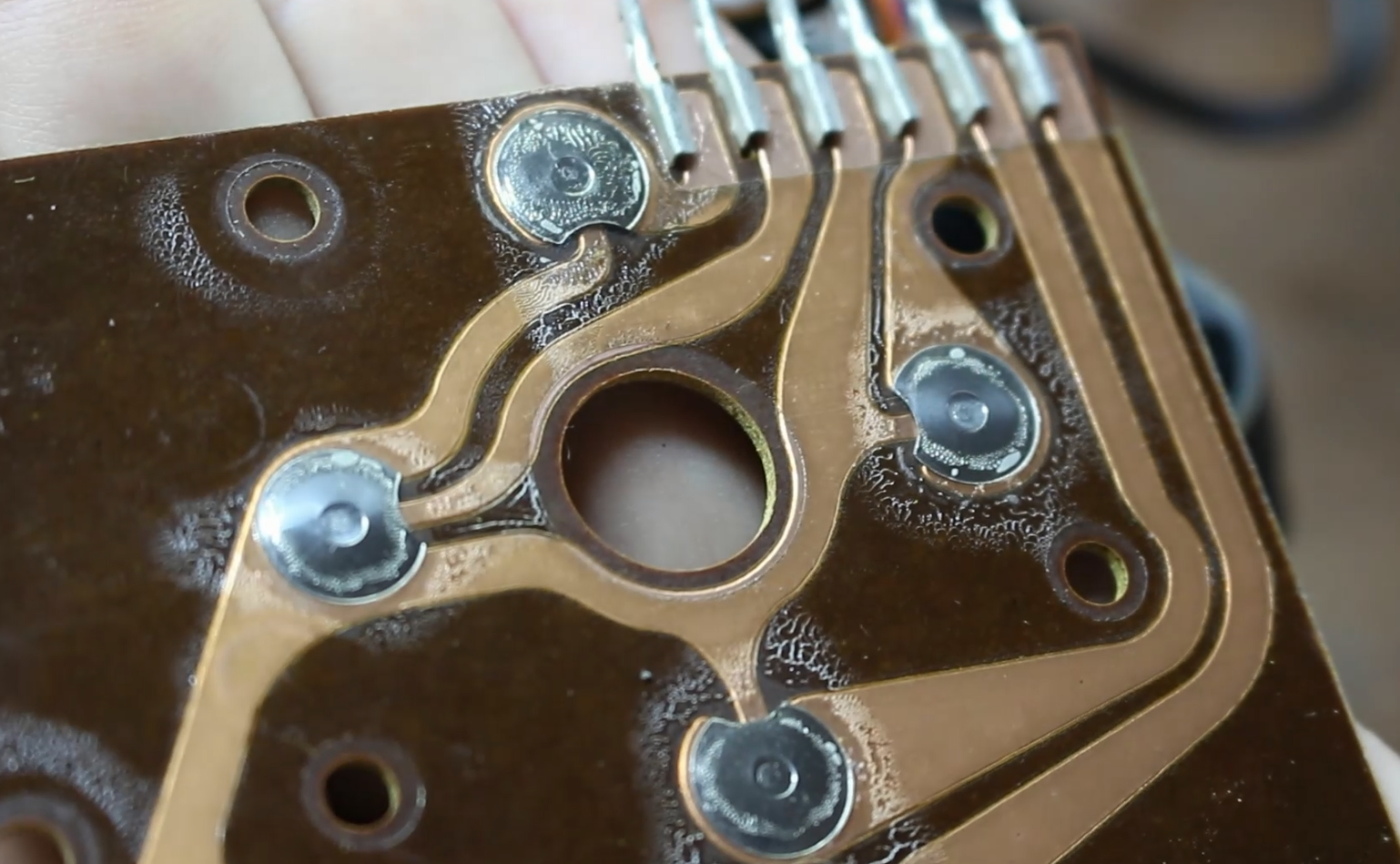 Build an Arduino-Based Atari 2600 Adapter