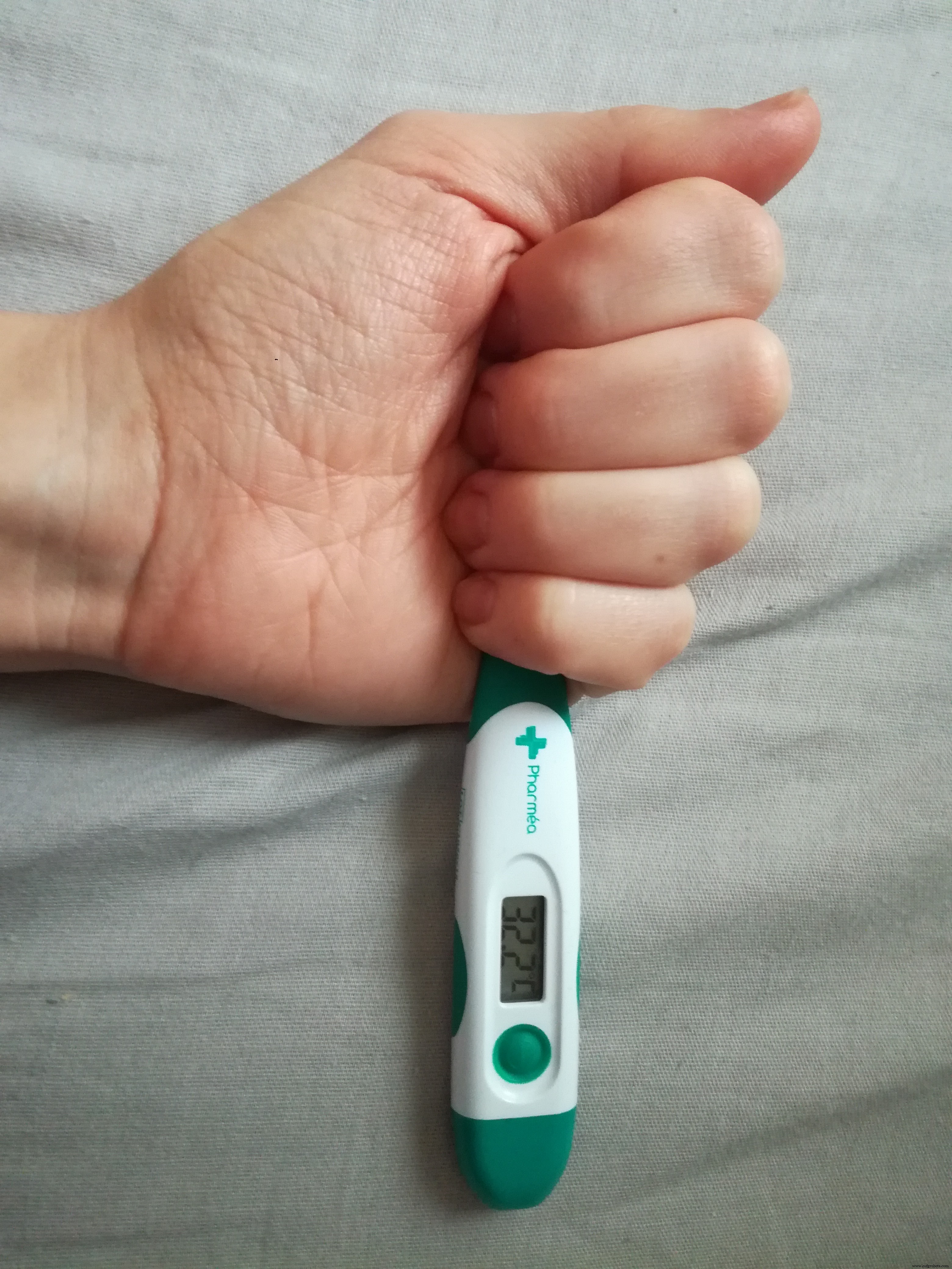 Assessing Sensor Accuracy: External vs Body Temperature Comparison