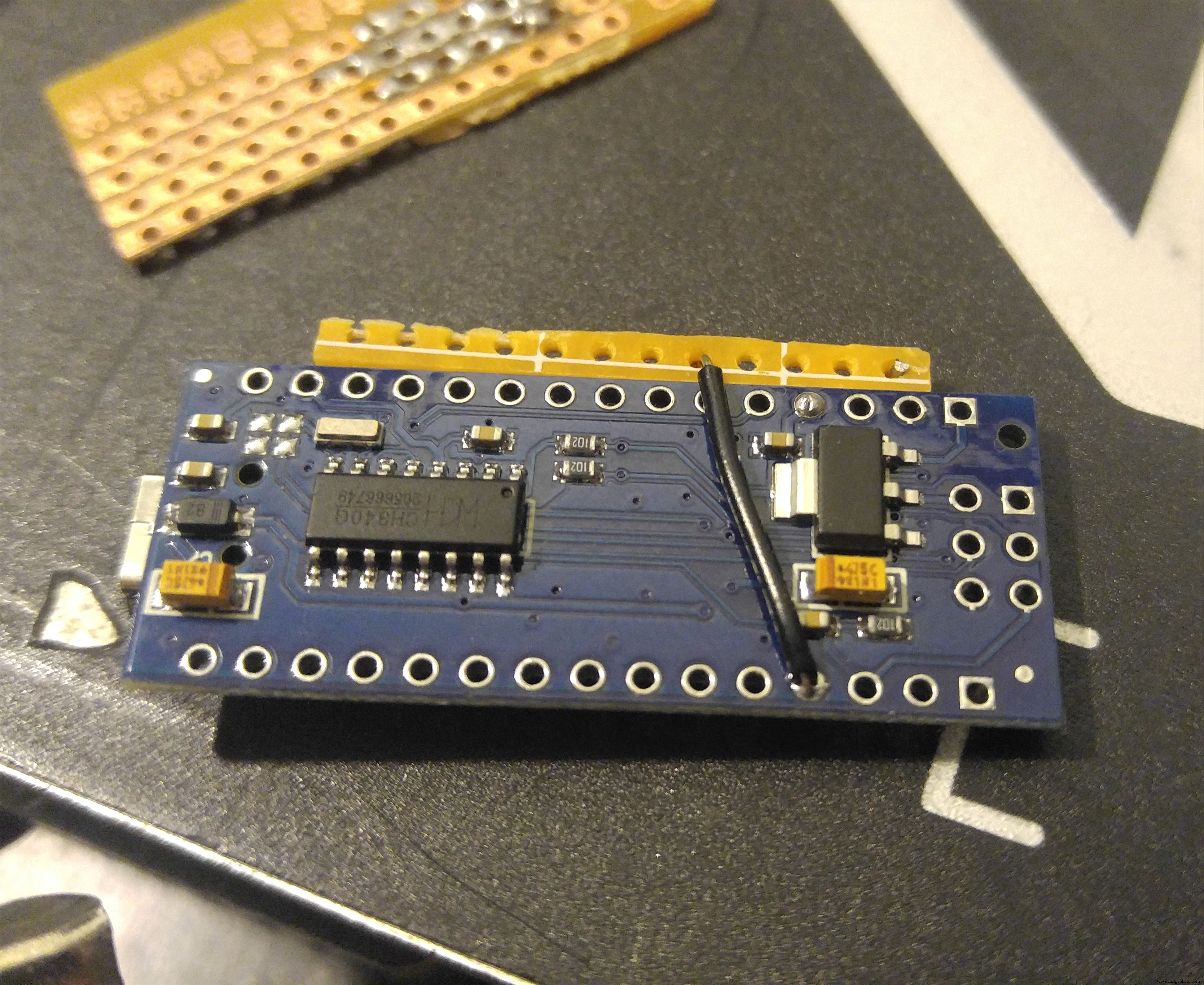 Portable Range Detector – Arduino Nano DIY Kit with HC‑SR04, 18650 Power, and 3D‑Printed Enclosure