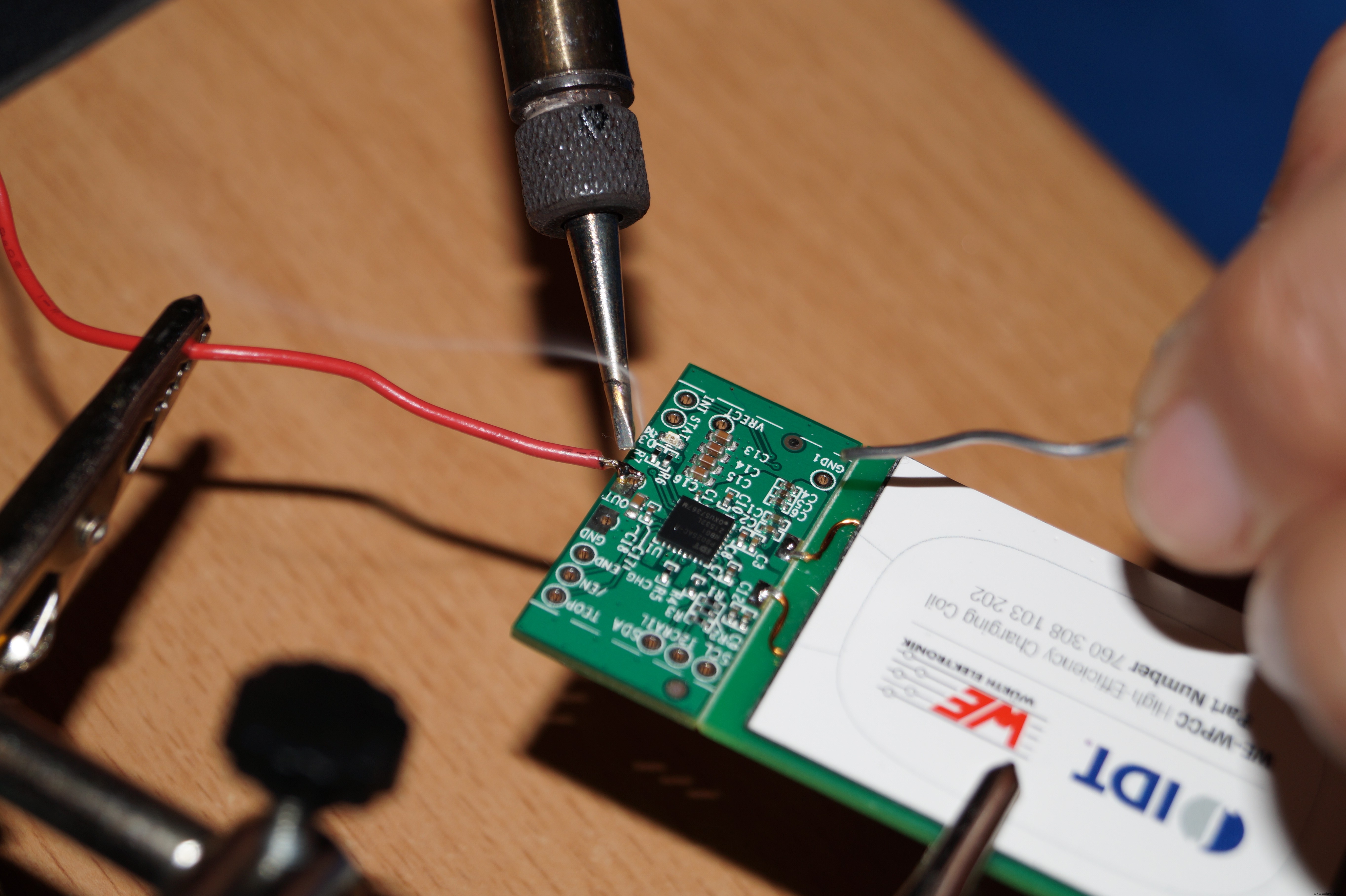 Qi-Enabled Wi‑Fi RC Car: Build a Wireless Remote‑Control Car Kit