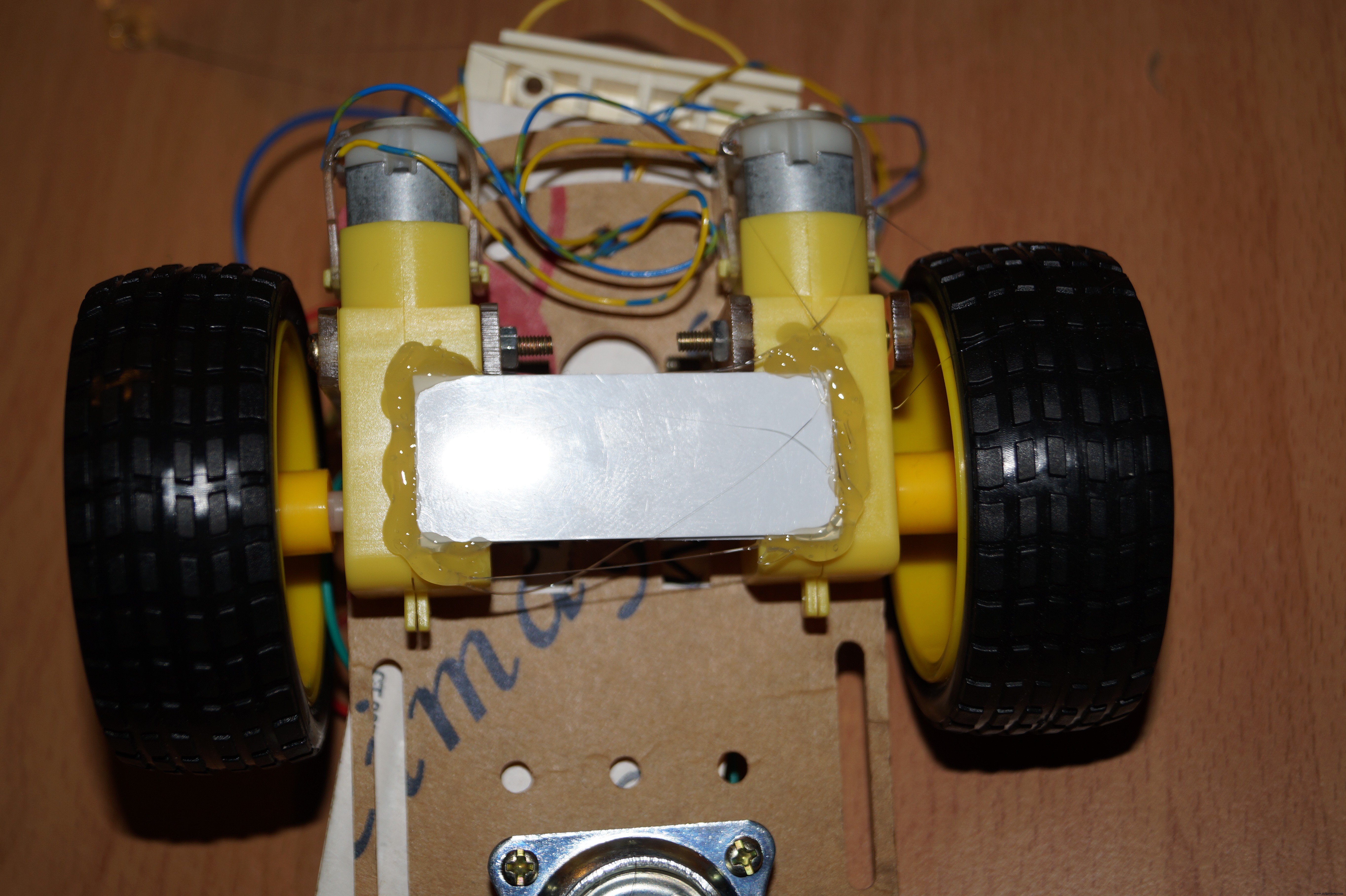 Qi-Enabled Wi‑Fi RC Car: Build a Wireless Remote‑Control Car Kit