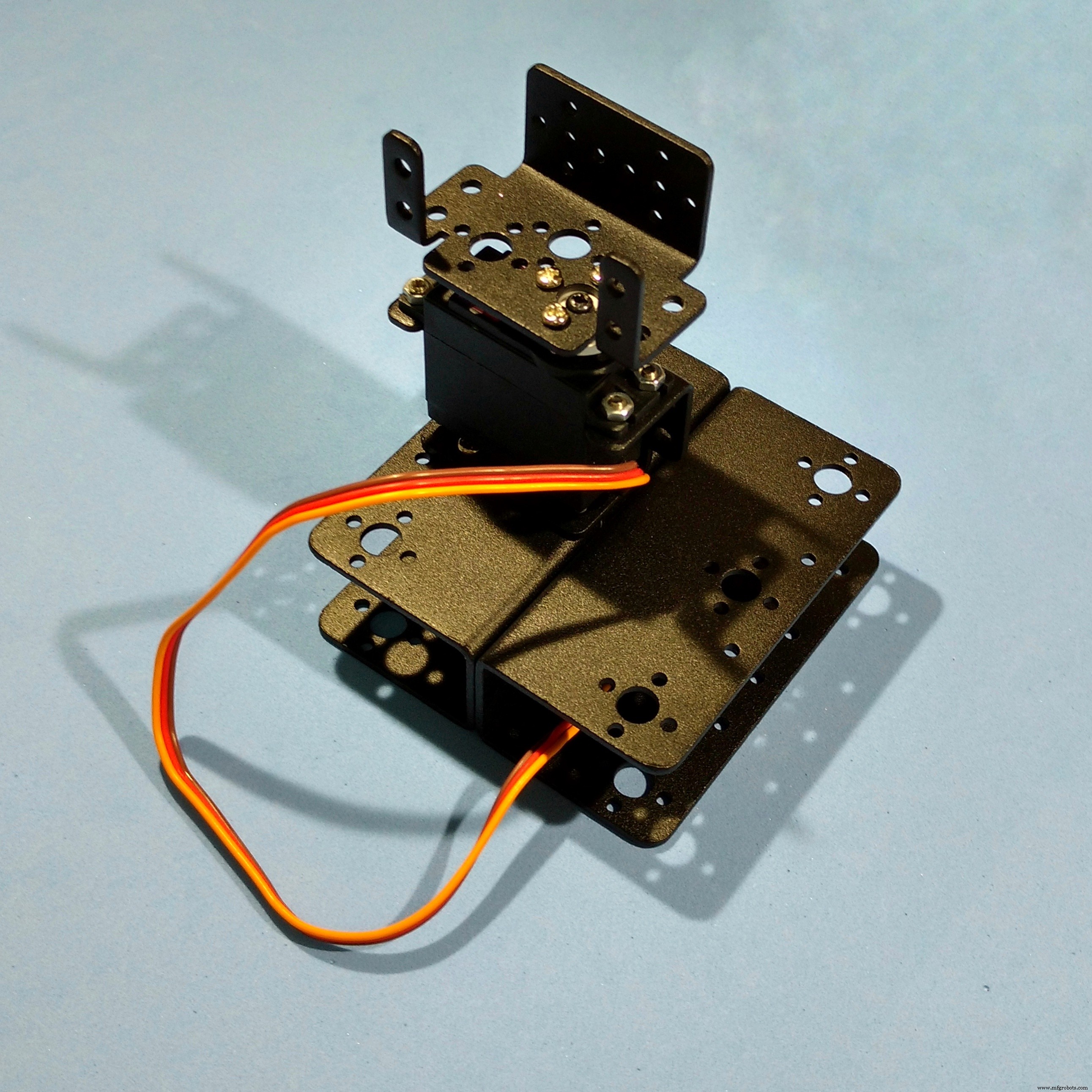 Arduino-Based Nunchuk-Operated 6-DoF Robotic Arm Kit