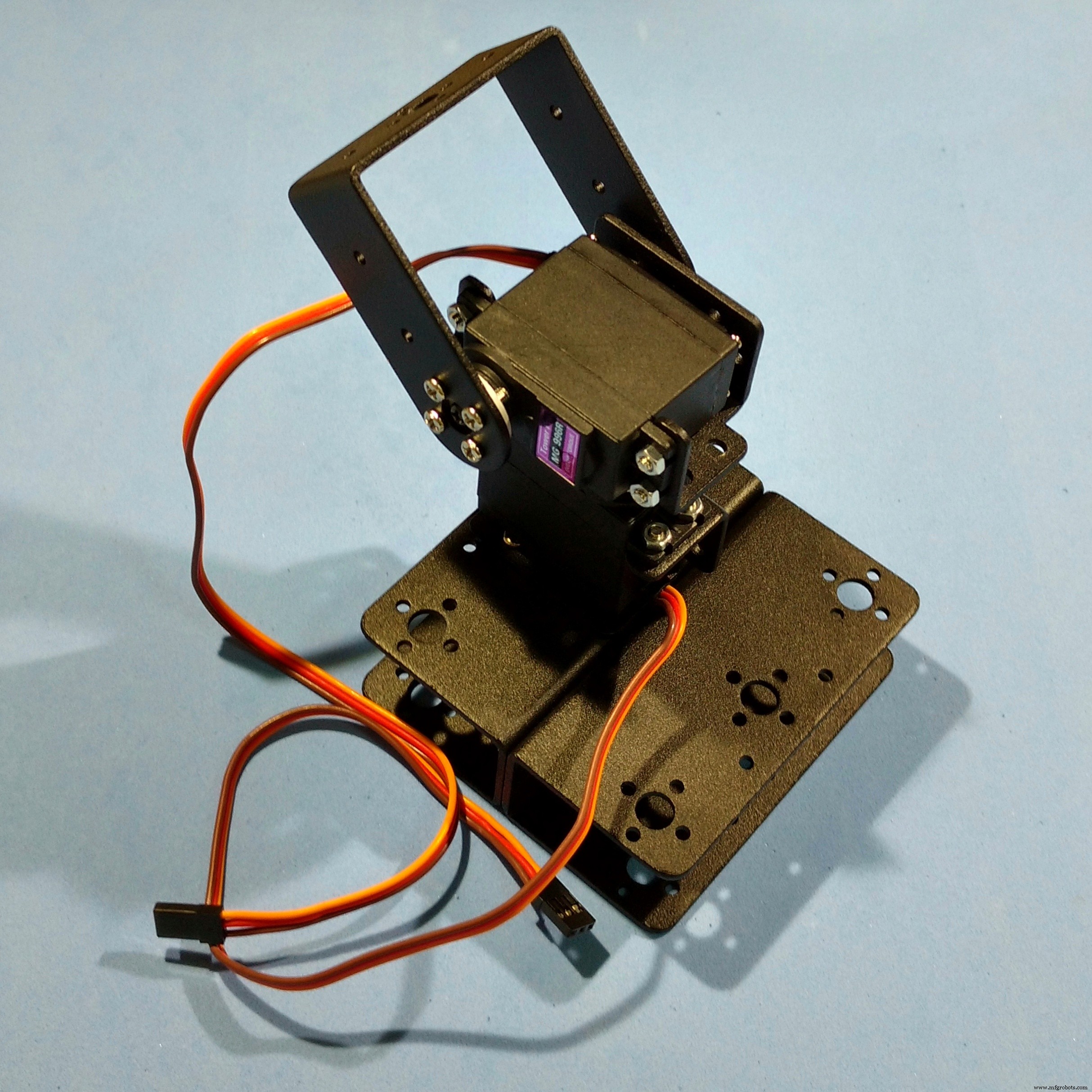 Arduino-Based Nunchuk-Operated 6-DoF Robotic Arm Kit