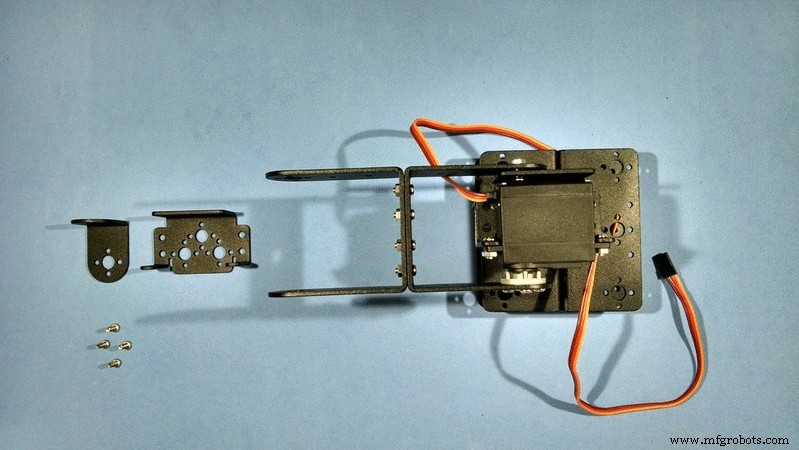 Arduino-Based Nunchuk-Operated 6-DoF Robotic Arm Kit