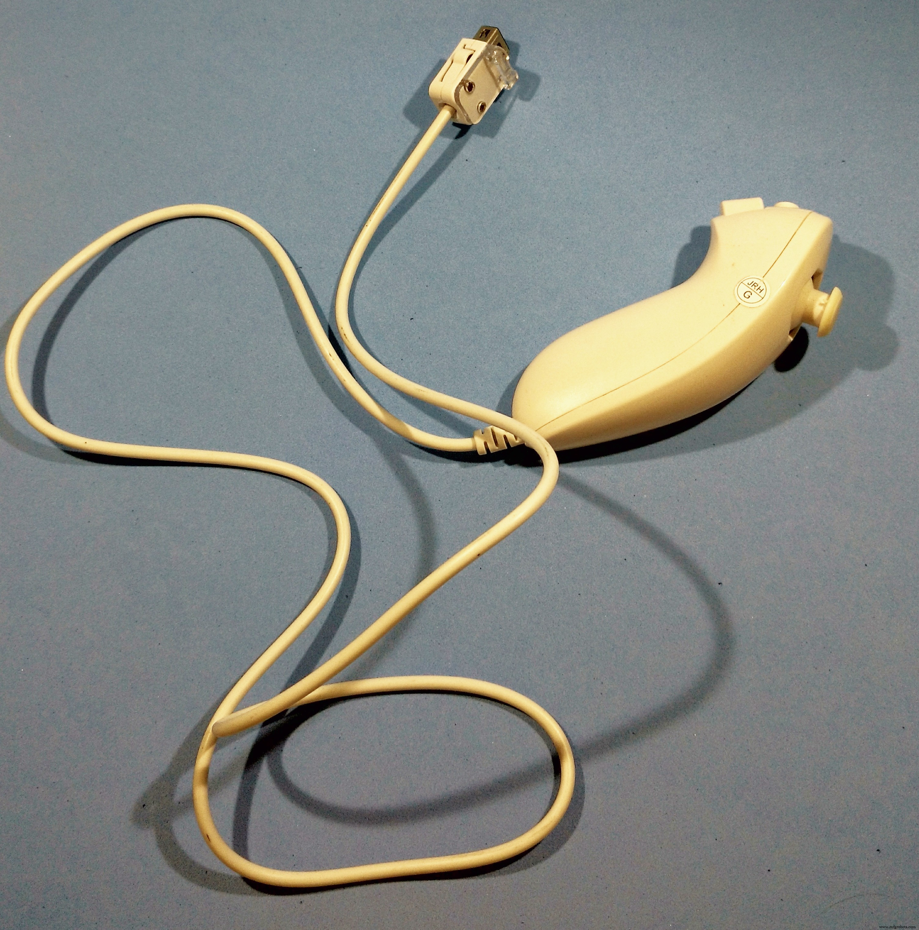 Arduino-Based Nunchuk-Operated 6-DoF Robotic Arm Kit