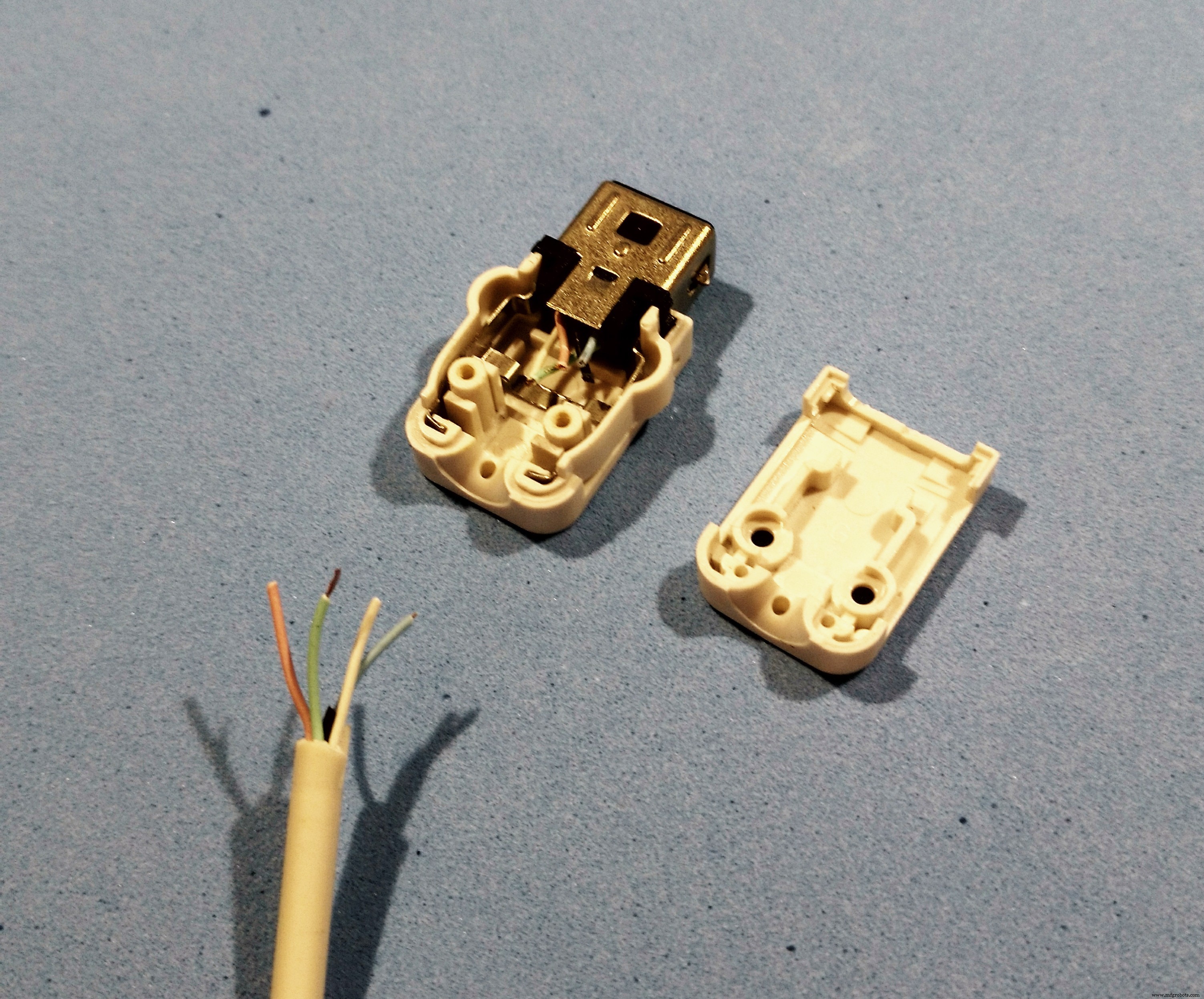 Arduino-Based Nunchuk-Operated 6-DoF Robotic Arm Kit