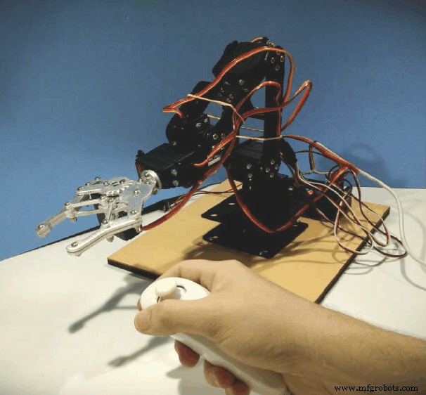 Arduino-Based Nunchuk-Operated 6-DoF Robotic Arm Kit