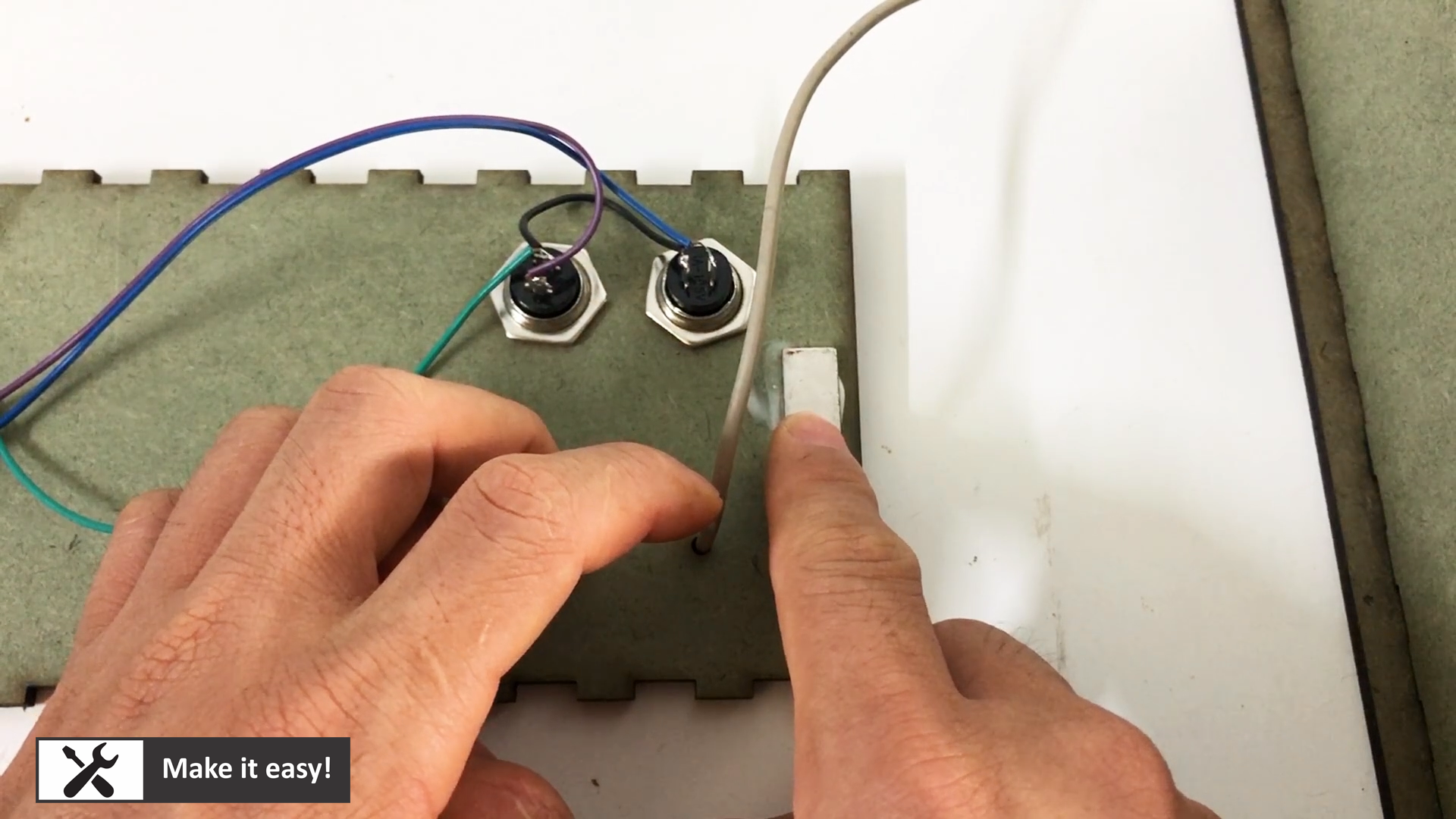 Build a Sleek Nixie Tube Clock in a Custom MDF Wood Enclosure Using Arduino