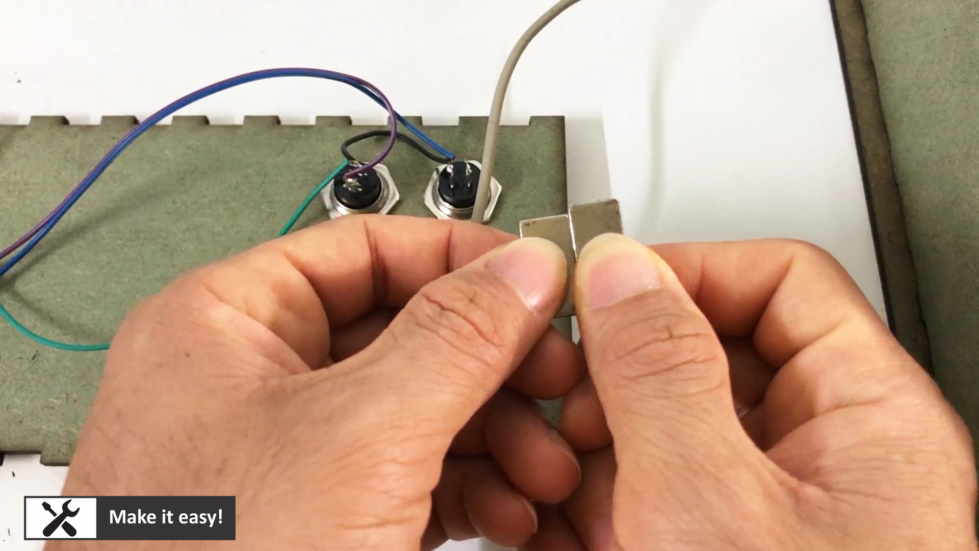 Build a Sleek Nixie Tube Clock in a Custom MDF Wood Enclosure Using Arduino