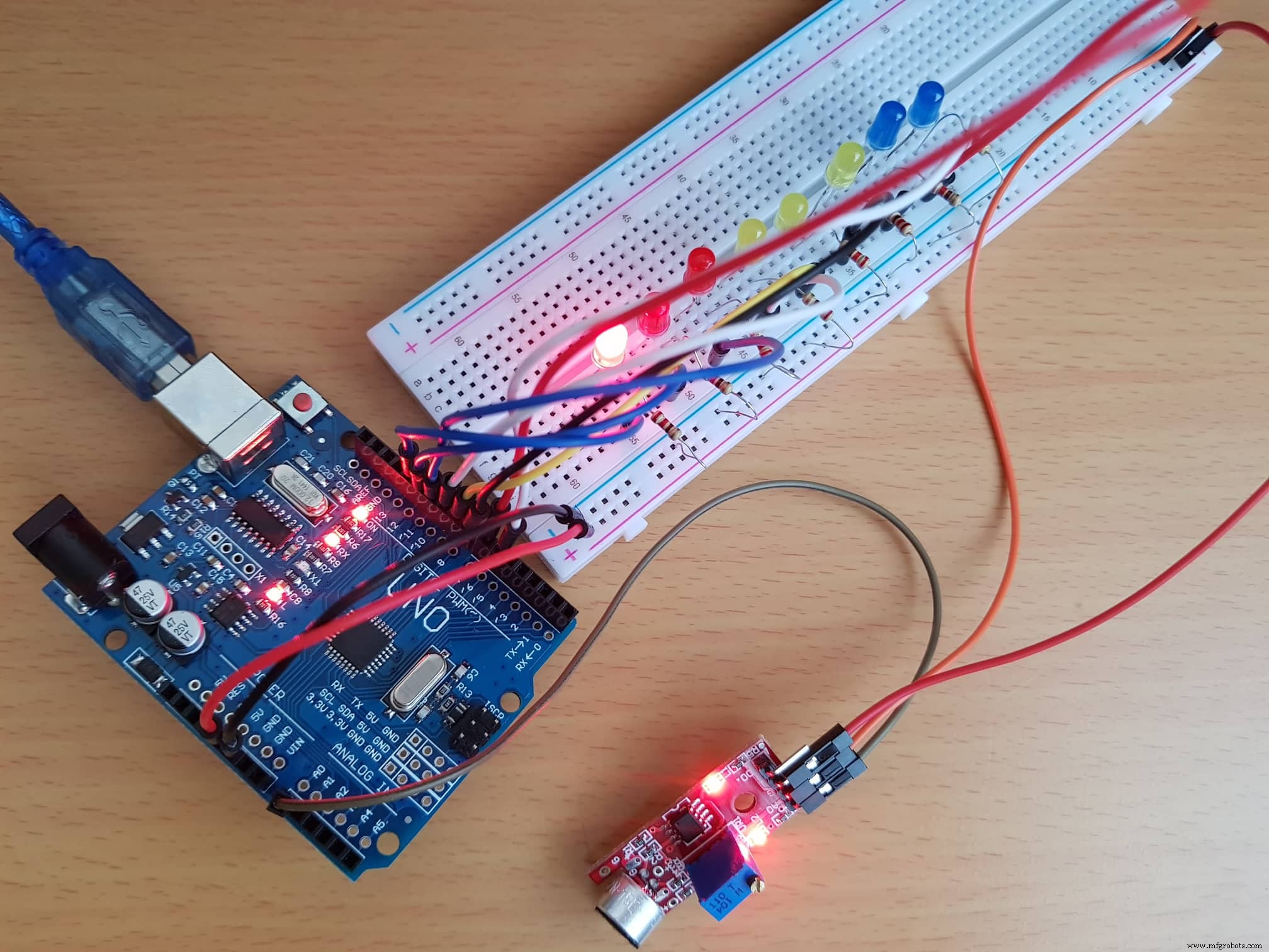 Sound-Activated 8-LED Light Display