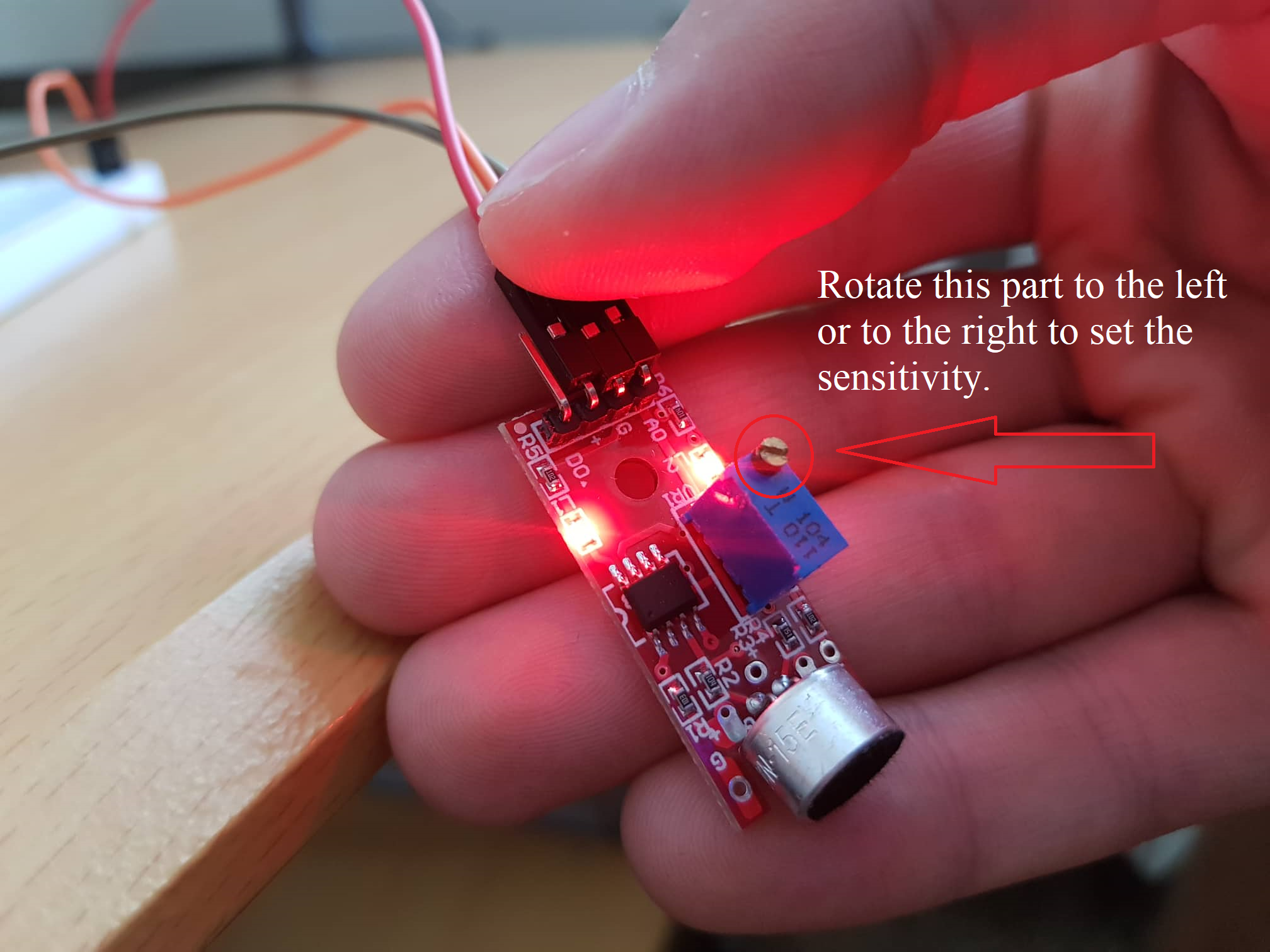 Sound-Activated 8-LED Light Display