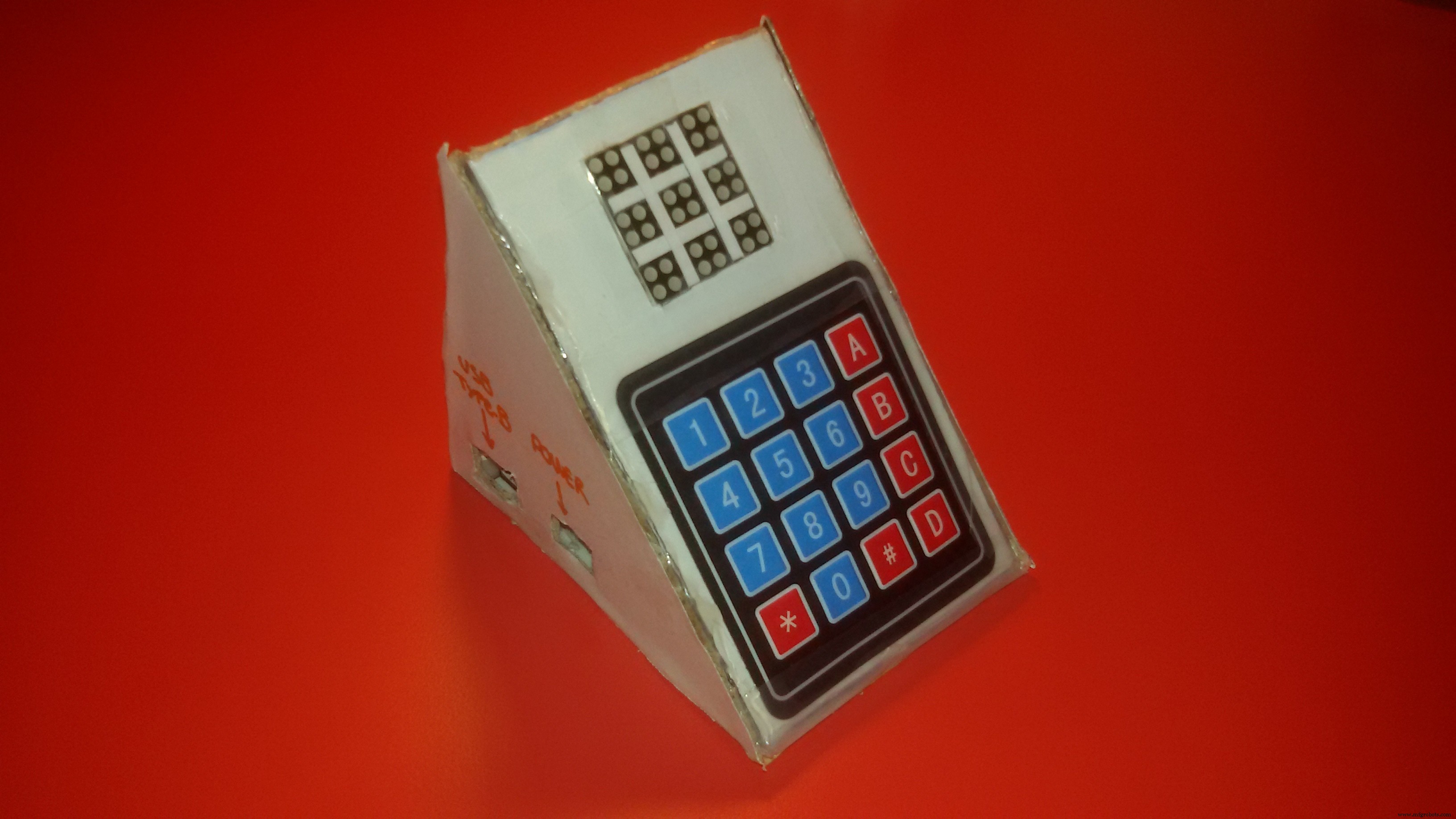 Arduino Tic Tac Toe with MAX7219 LED Matrix and Cardboard Enclosure