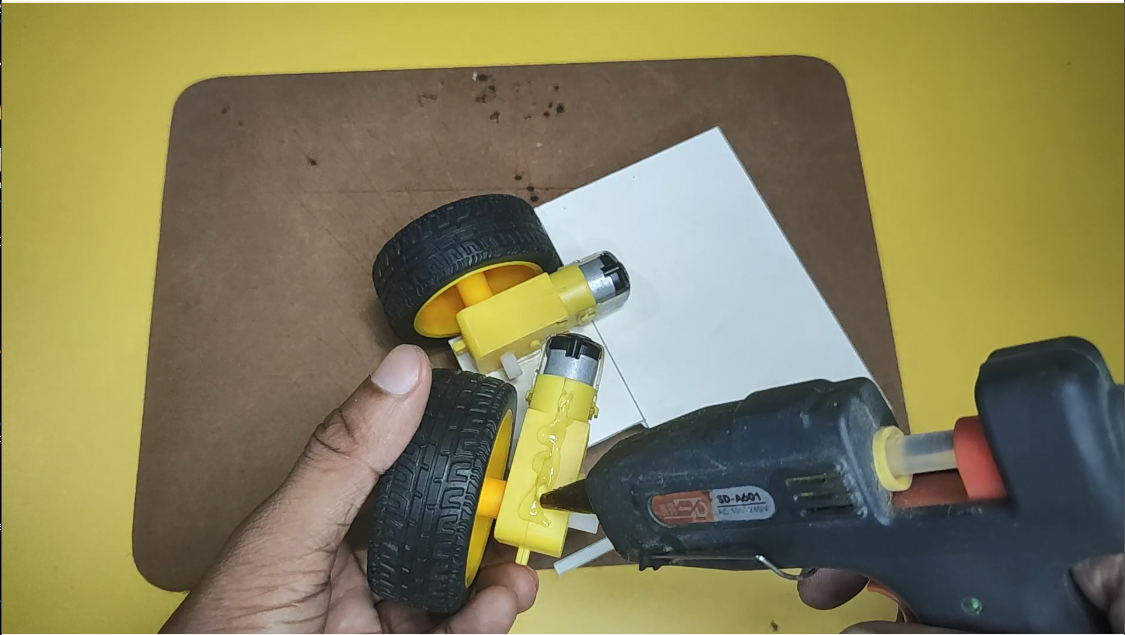 Build a Voice‑Controlled Robot with Arduino Nano