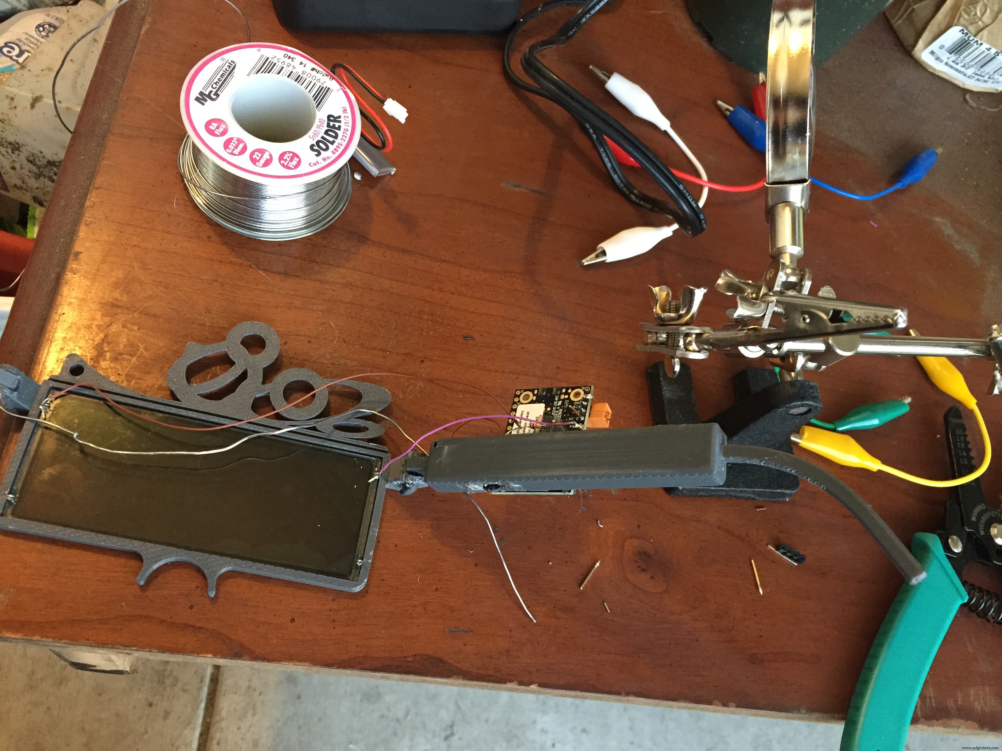 Create Smart Match‑Making Sunglasses with Arduino 101 and tinyTILE BLE