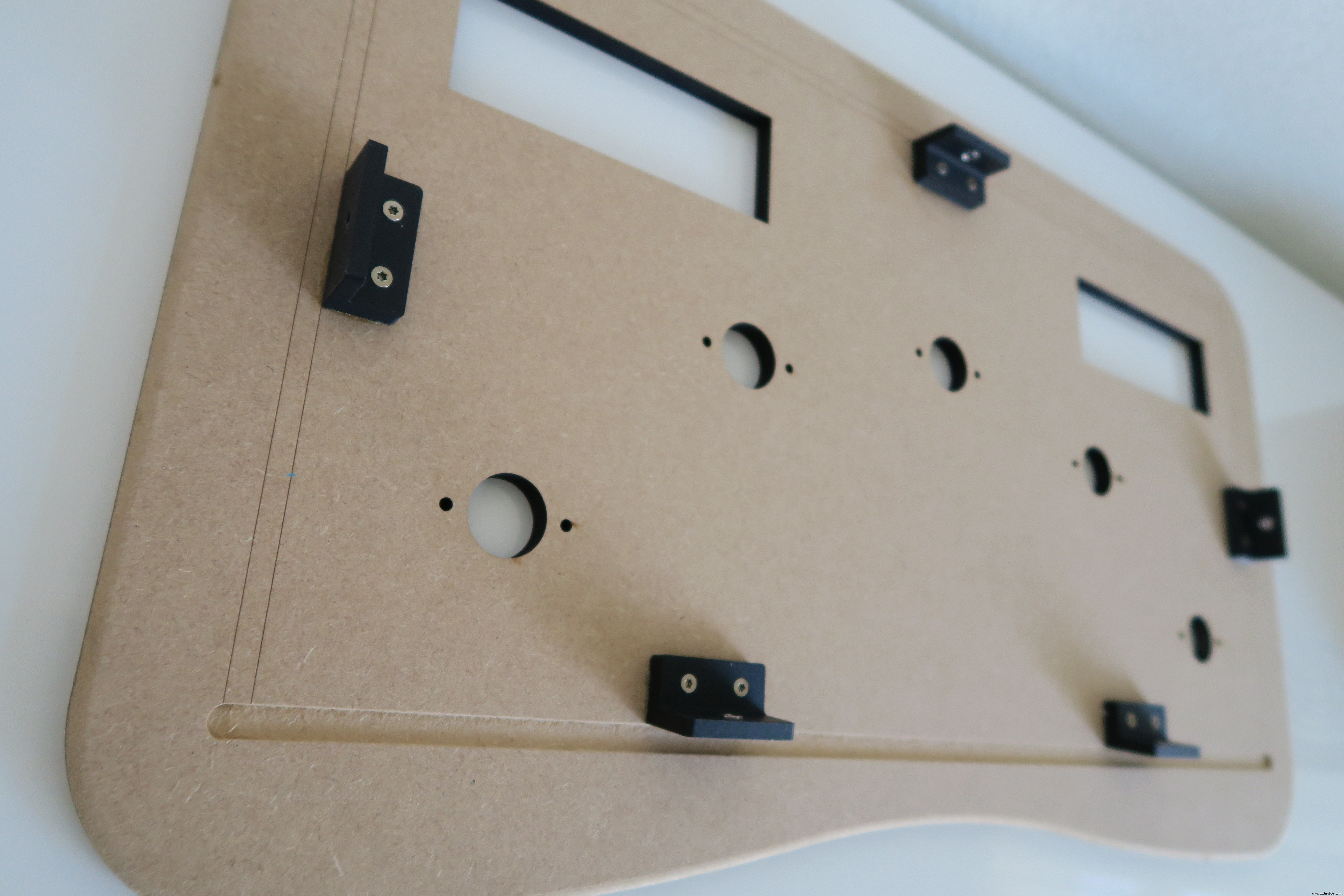 DIY Whac-A-Mole Arcade Game (Button Edition) – Arduino Project