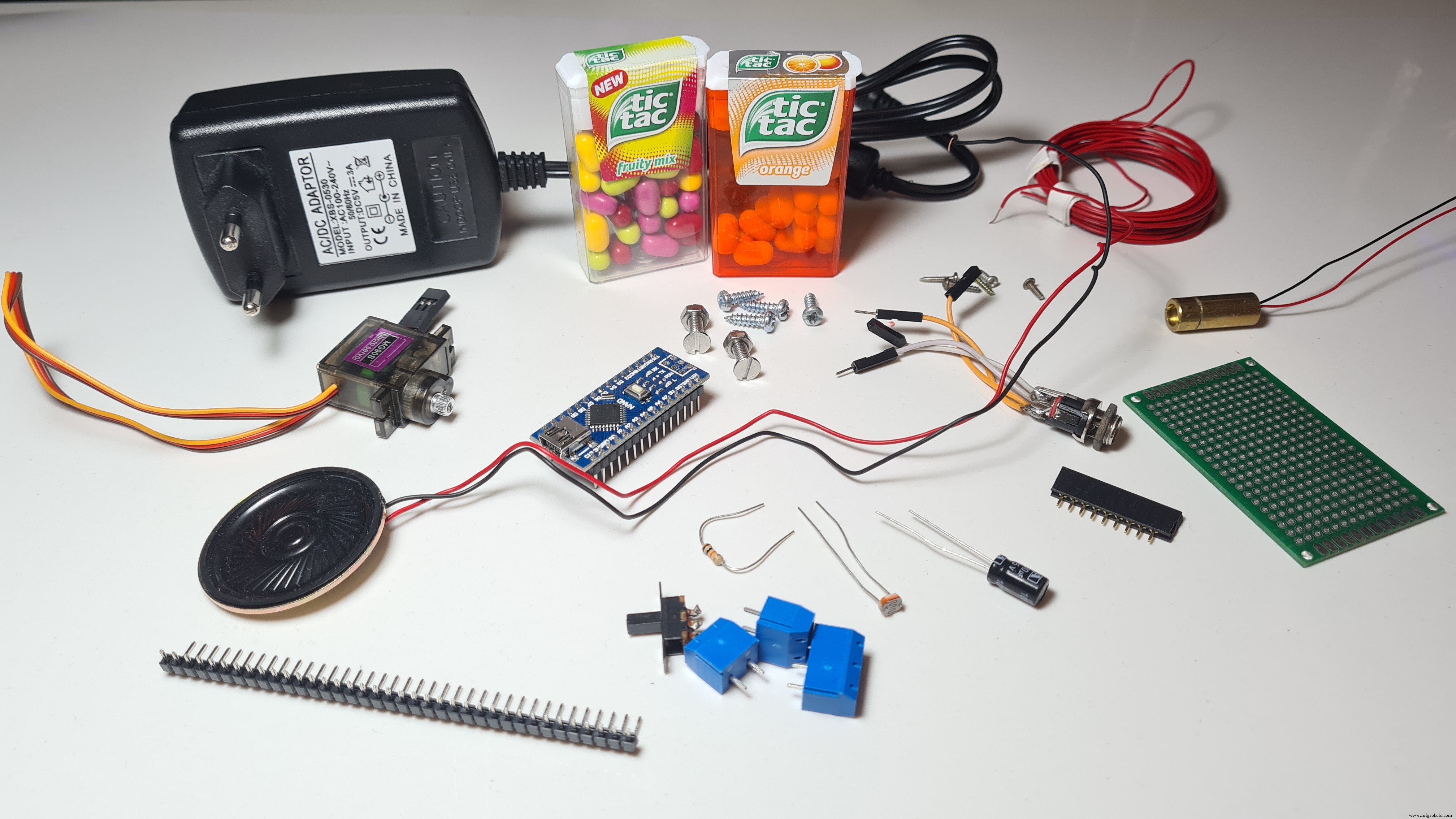 Arduino‑Powered Smart Pull‑Up Bar with Audio Feedback and Light Sensor