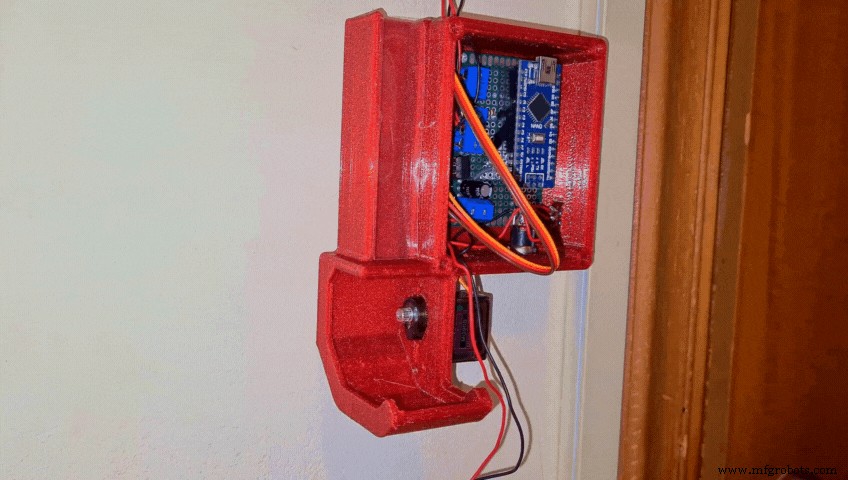 Arduino‑Powered Smart Pull‑Up Bar with Audio Feedback and Light Sensor