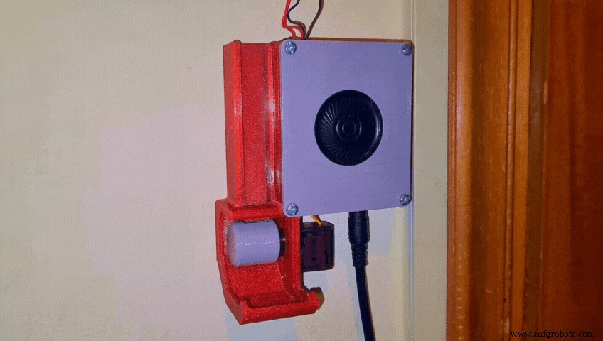 Arduino‑Powered Smart Pull‑Up Bar with Audio Feedback and Light Sensor