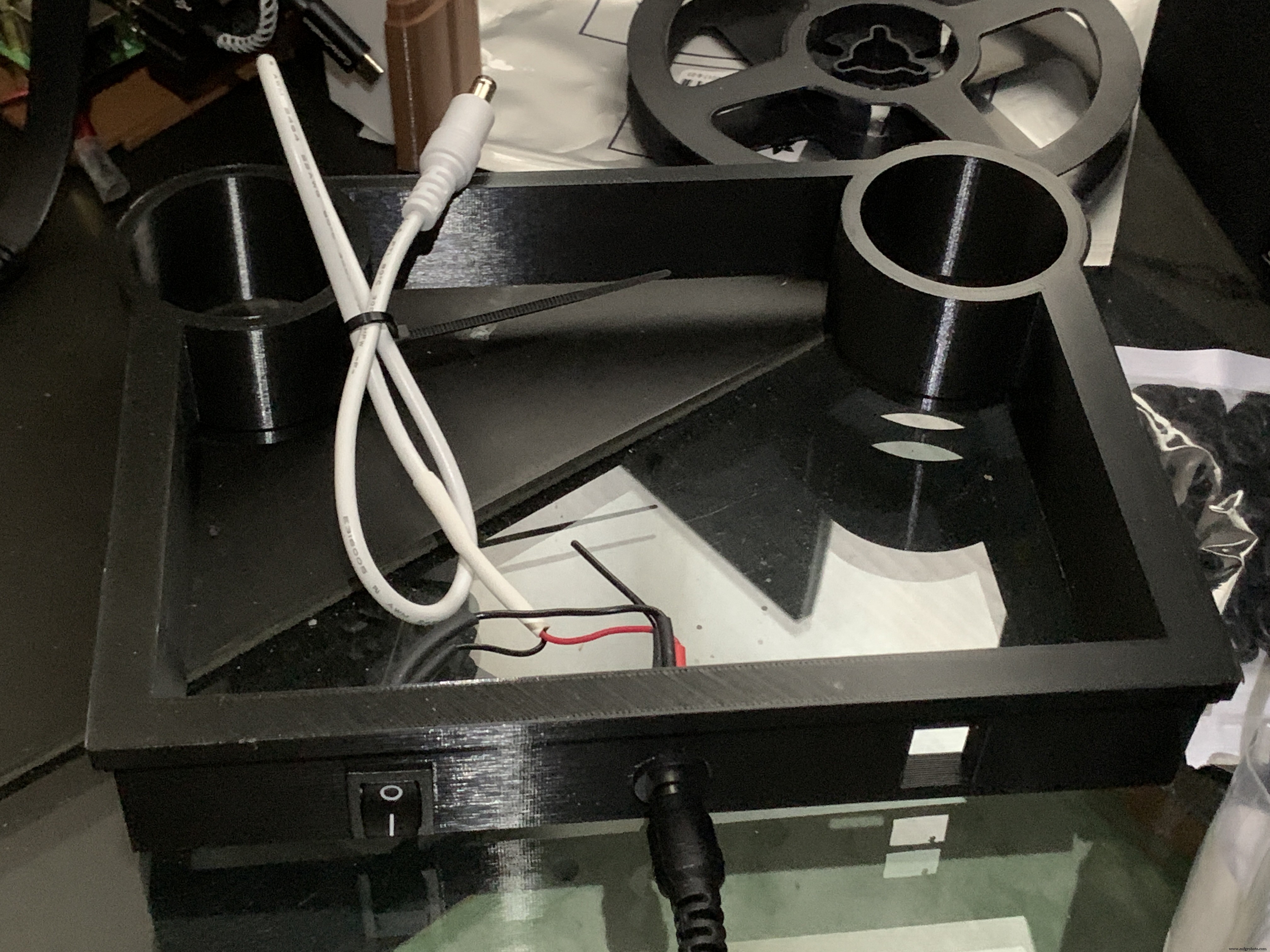 Modern Jukebox: Raspberry Pi & Arduino LED Music Player