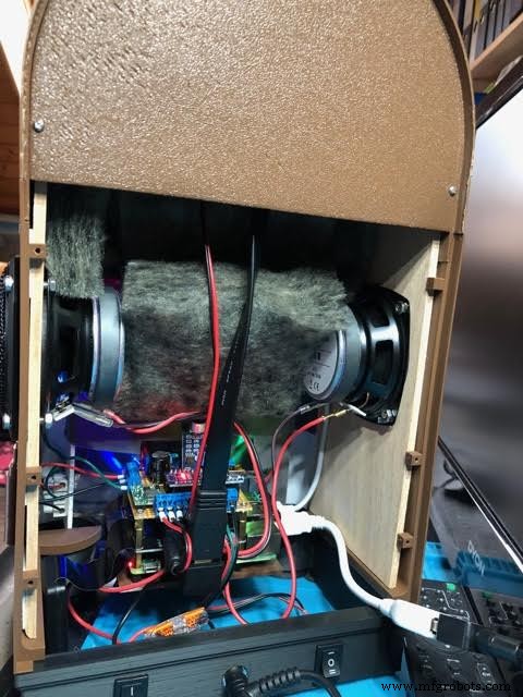 Modern Jukebox: Raspberry Pi & Arduino LED Music Player