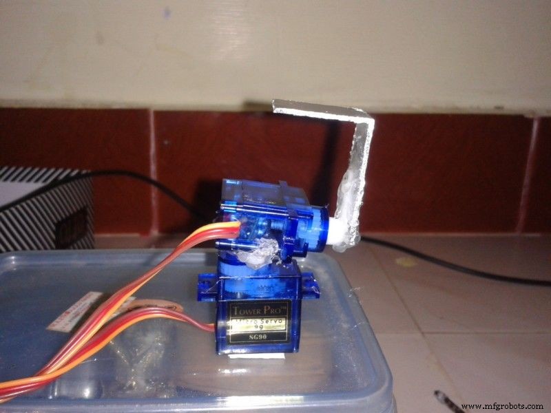 Transforming a Human Head into a Robot Head: An Arduino-Driven DIY Project