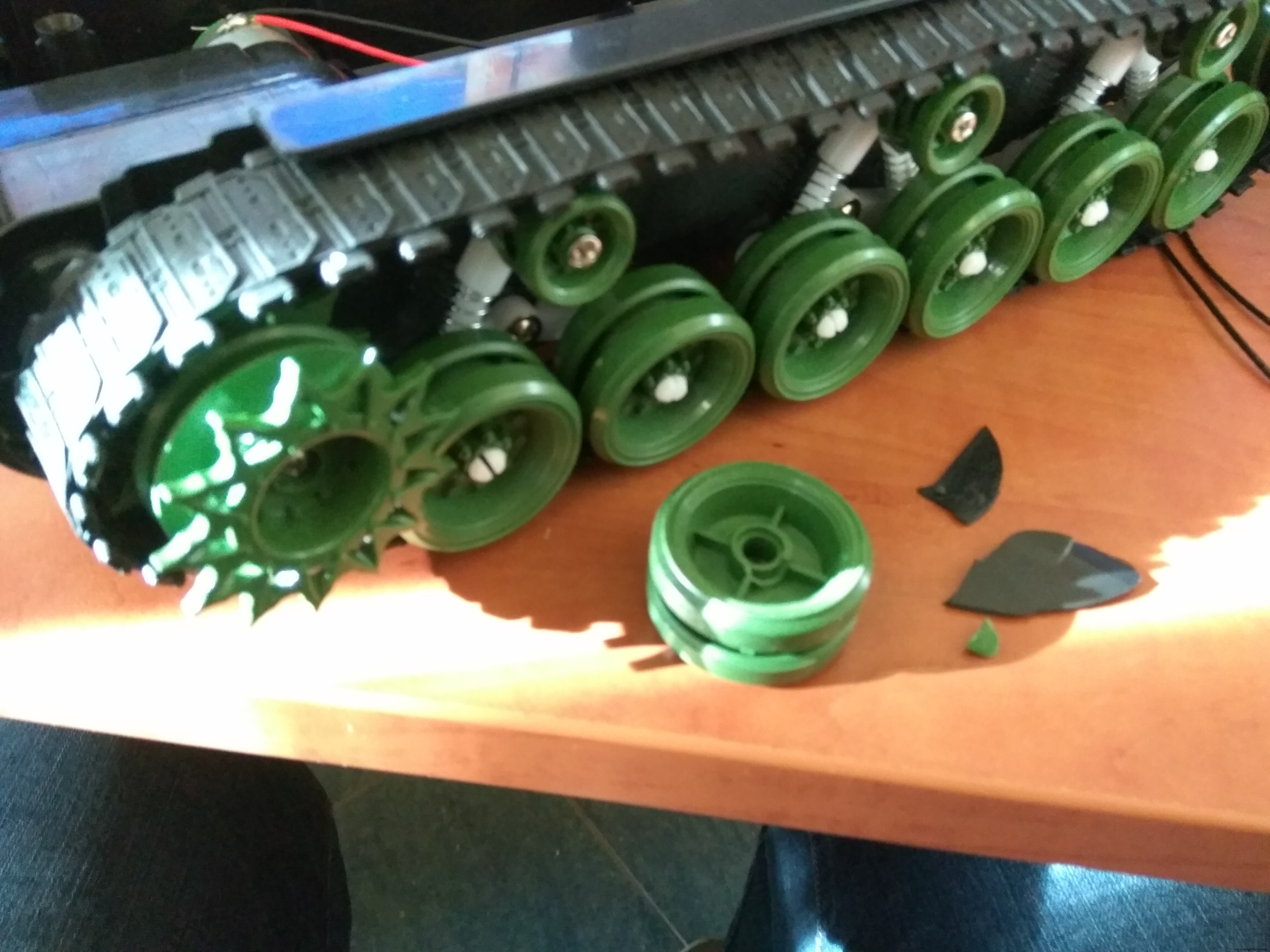 Build Your Own Autonomous Tank: Walabot, Arduino, Raspberry Pi & Alexa Integration