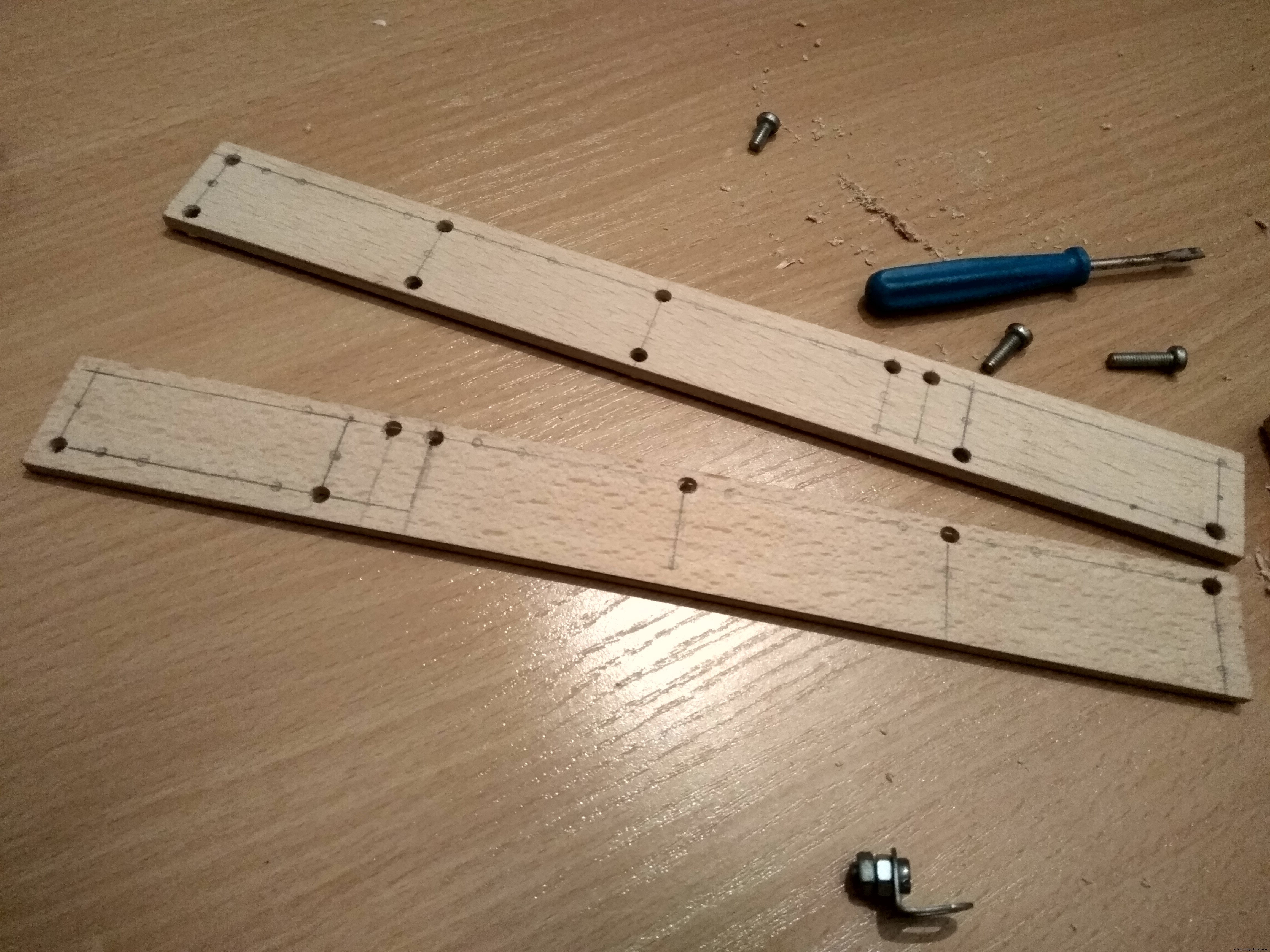 Build Your Own Autonomous Tank: Walabot, Arduino, Raspberry Pi & Alexa Integration